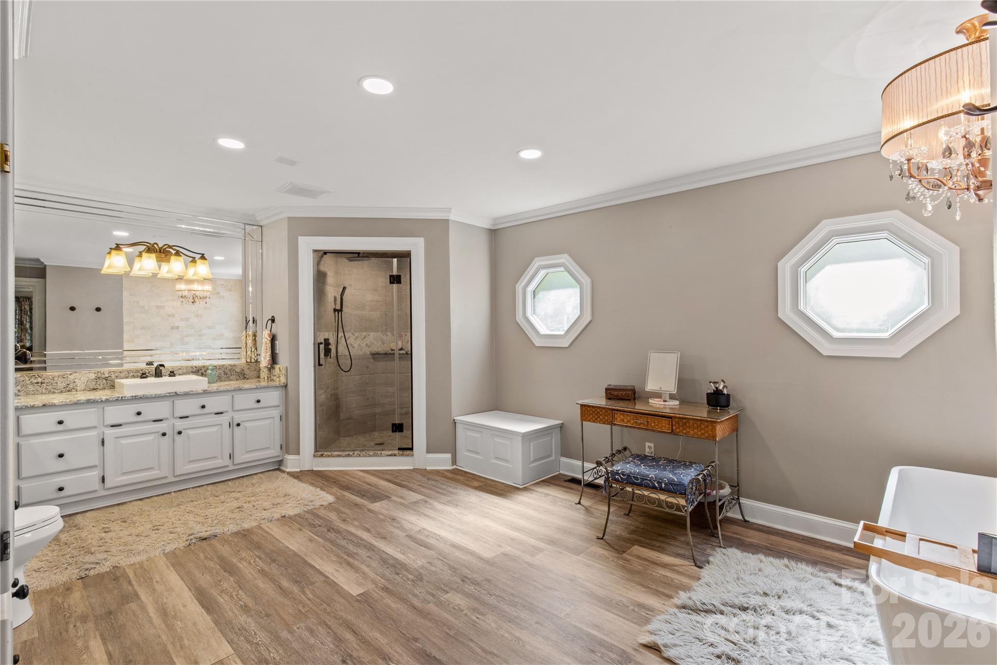 529 Langley Road Property Photo 16