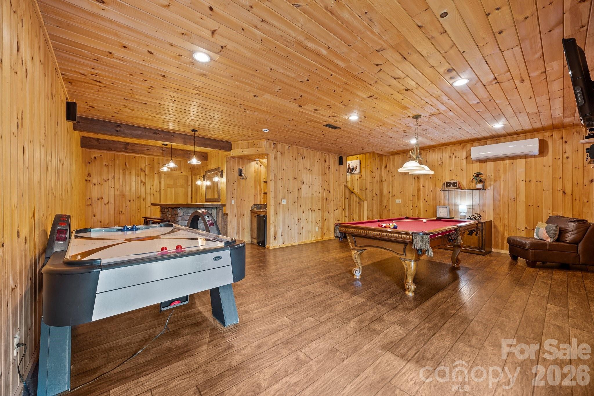 173 Mistletoe Park Property Photo 30