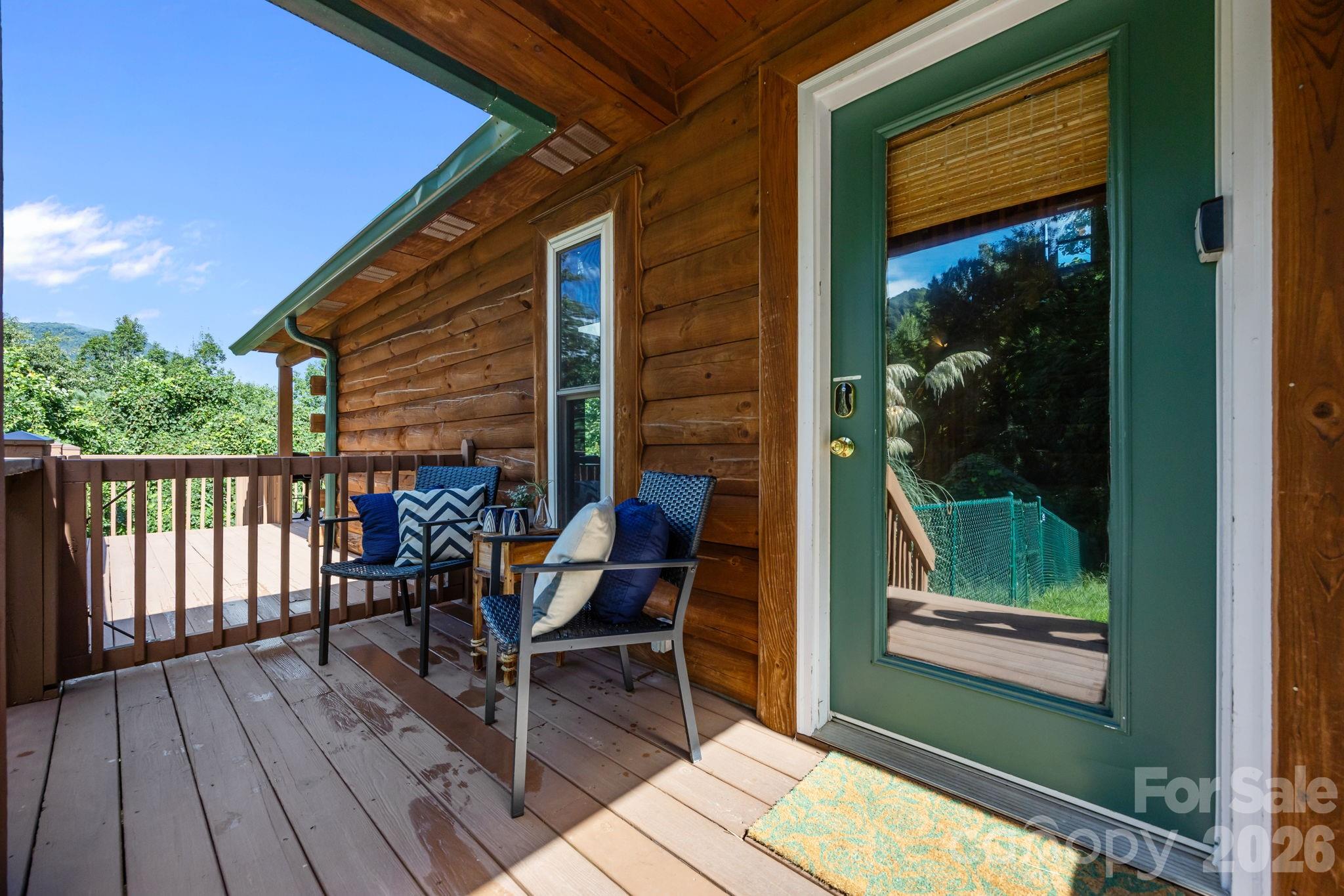 173 Mistletoe Park Property Photo 39