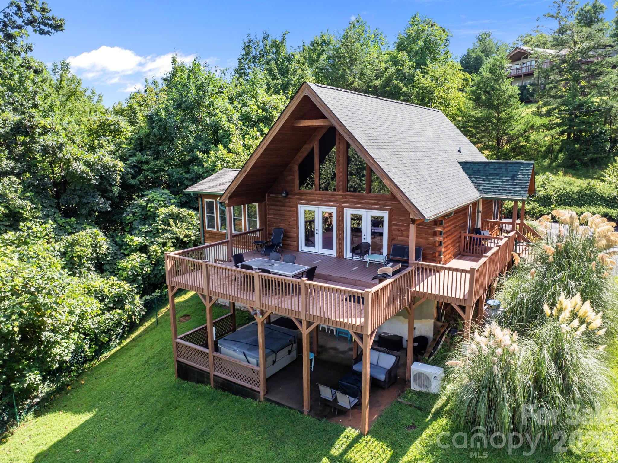 173 Mistletoe Park Property Photo 40