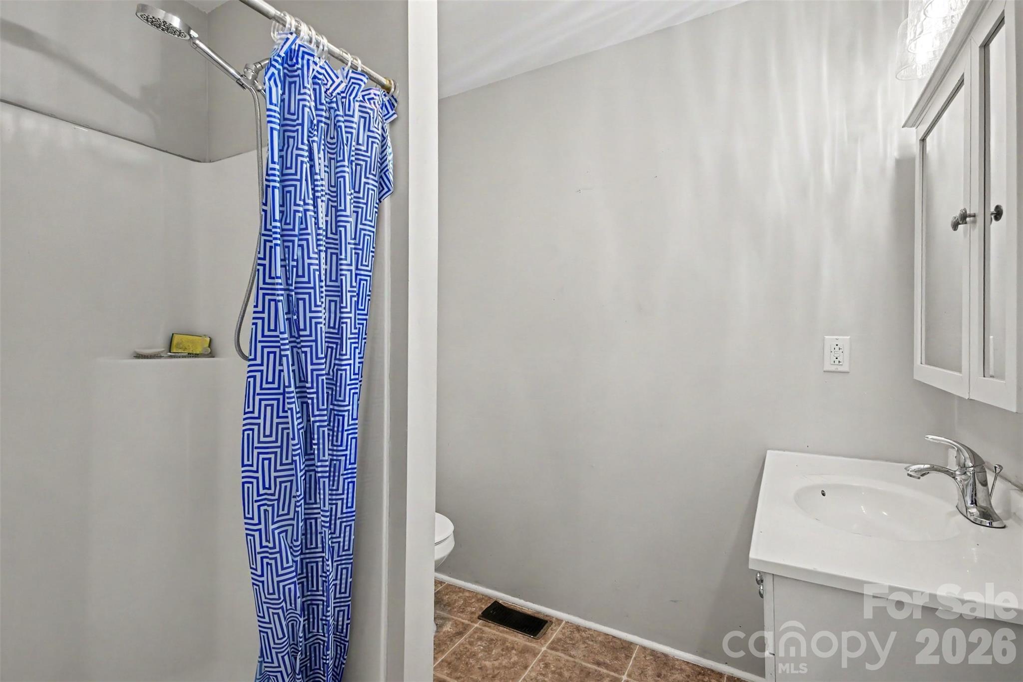 815 S Jackson Street Property Photo 7