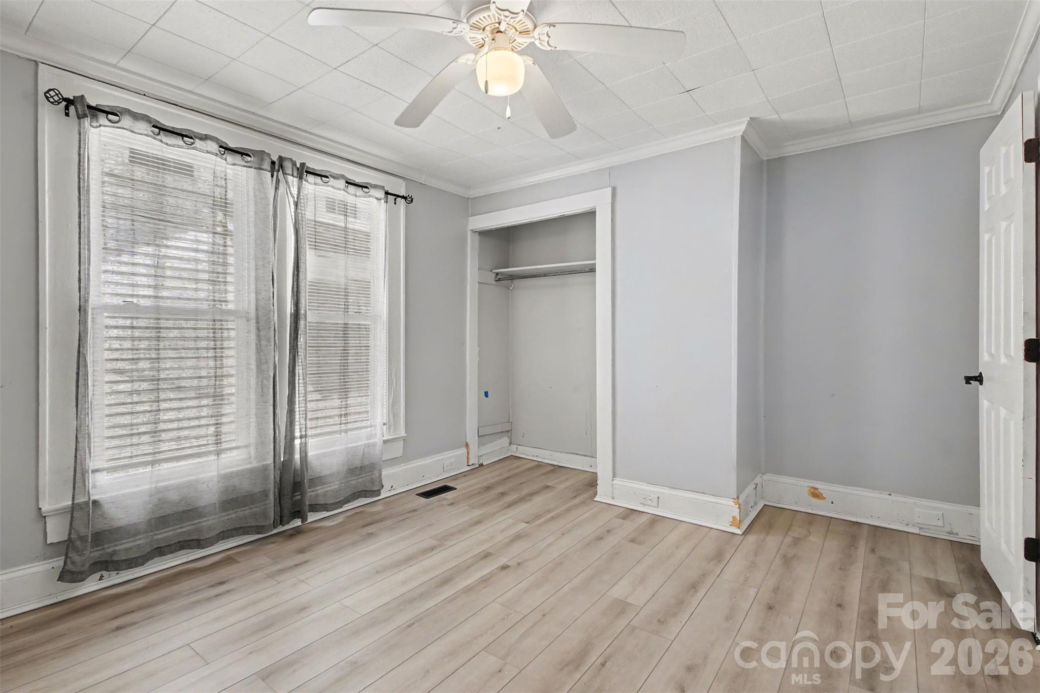 815 S Jackson Street Property Photo 25