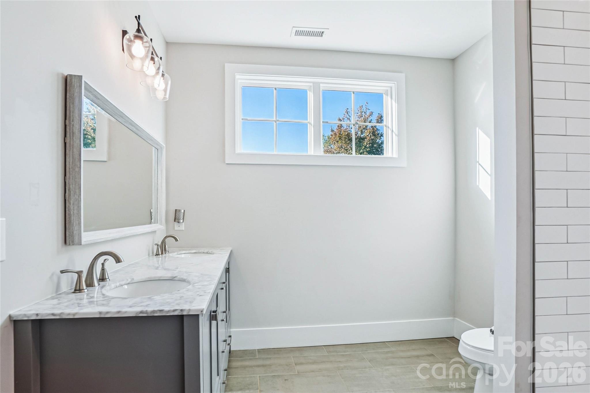 1904 Canal Road Property Photo 29