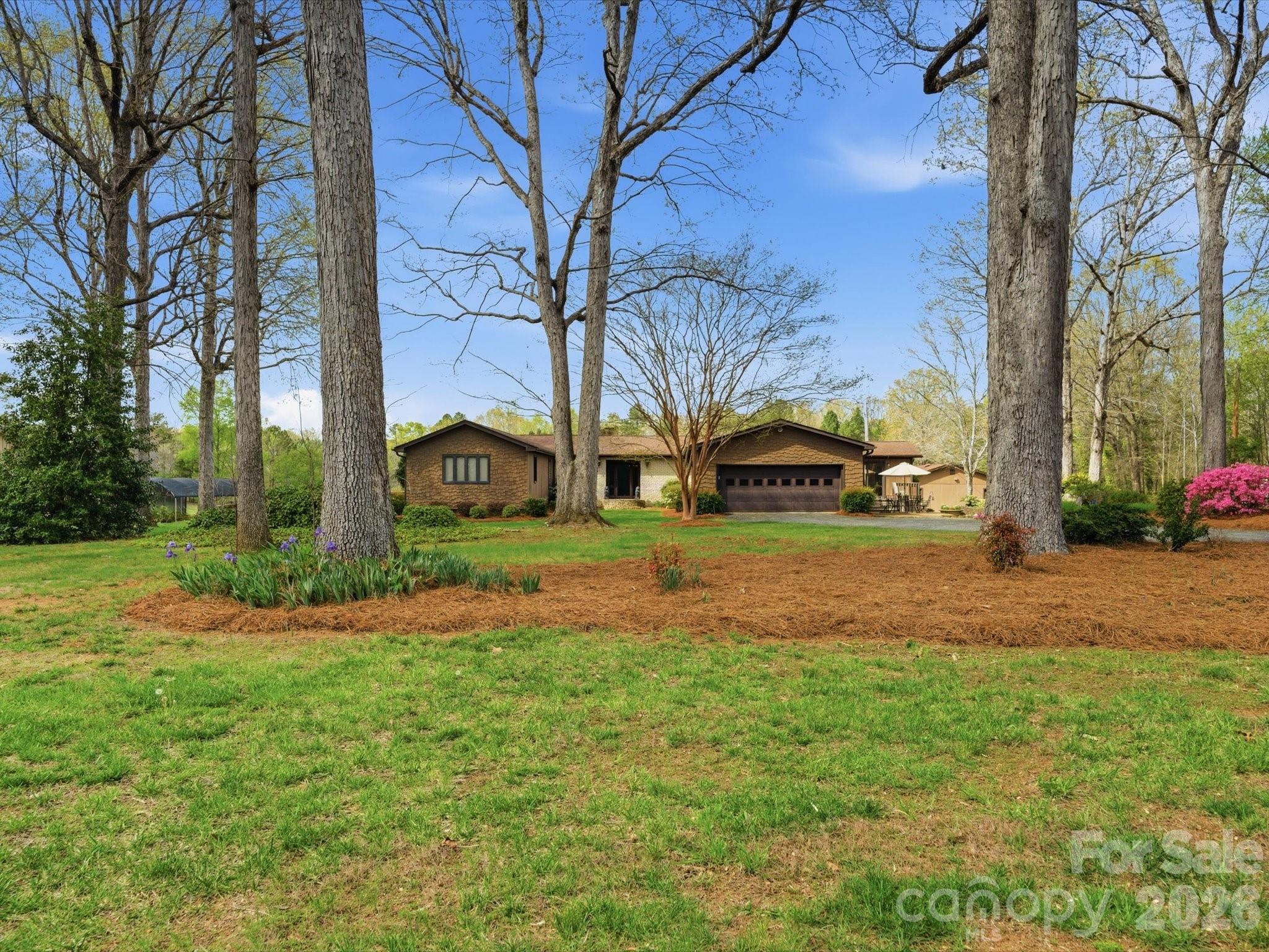 2620 Reeves Island Road Property Photo 4