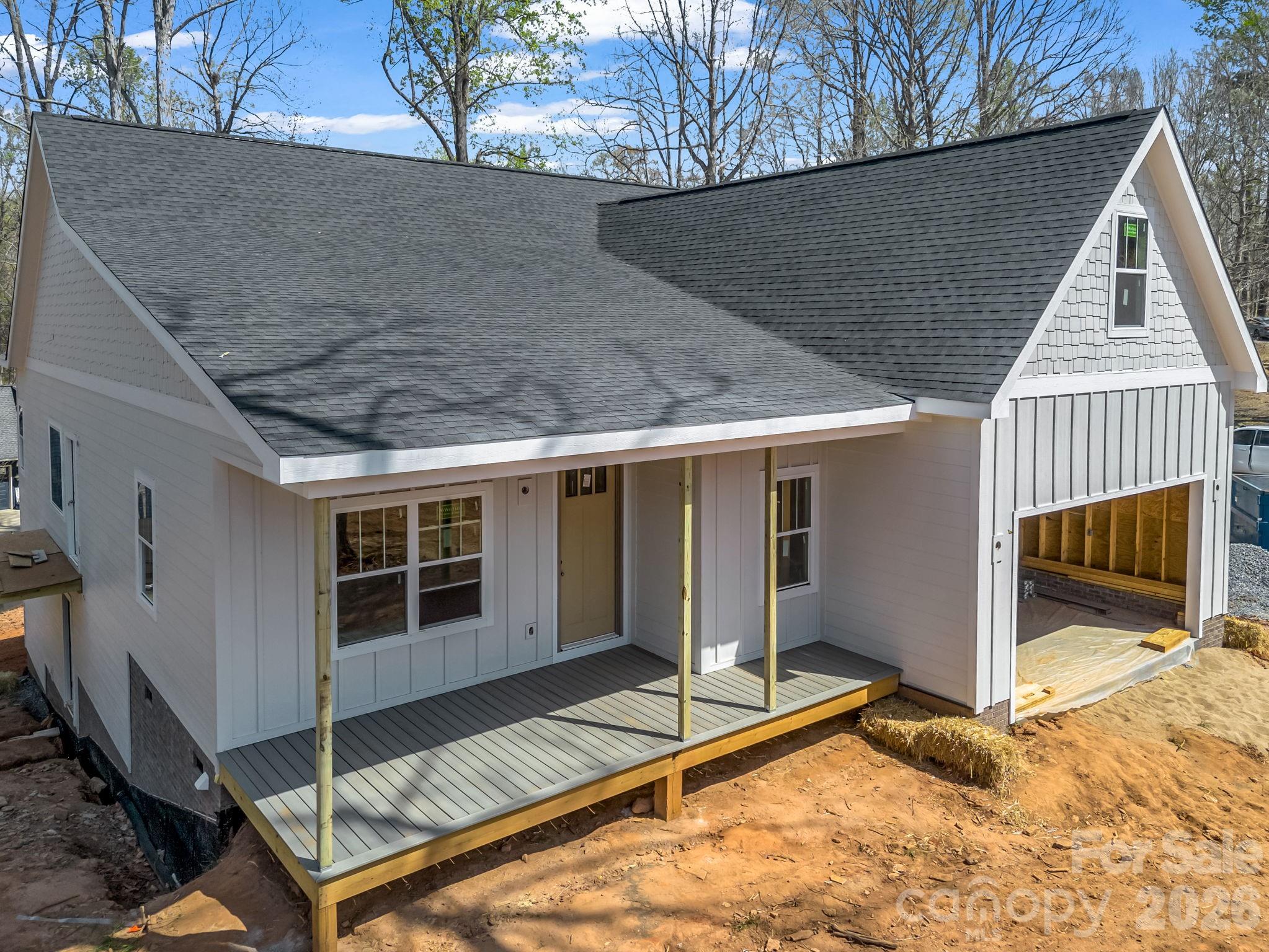 285 Woodridge Drive Property Photo 16
