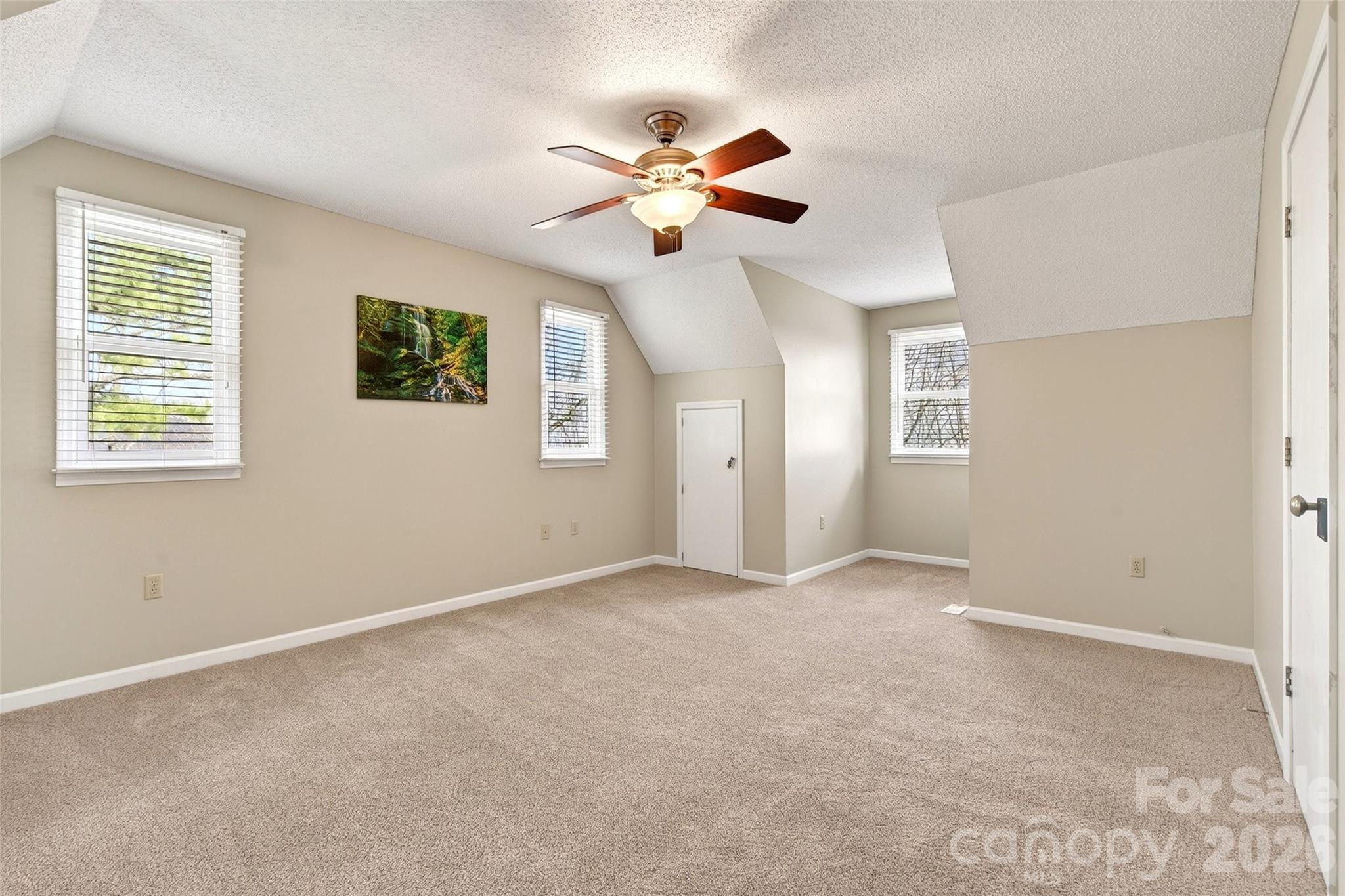 62 Skyline Drive Property Photo 32