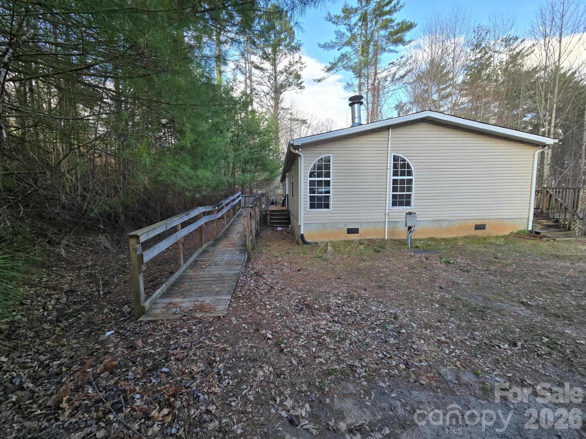 6 Woodland Street Property Photo 3