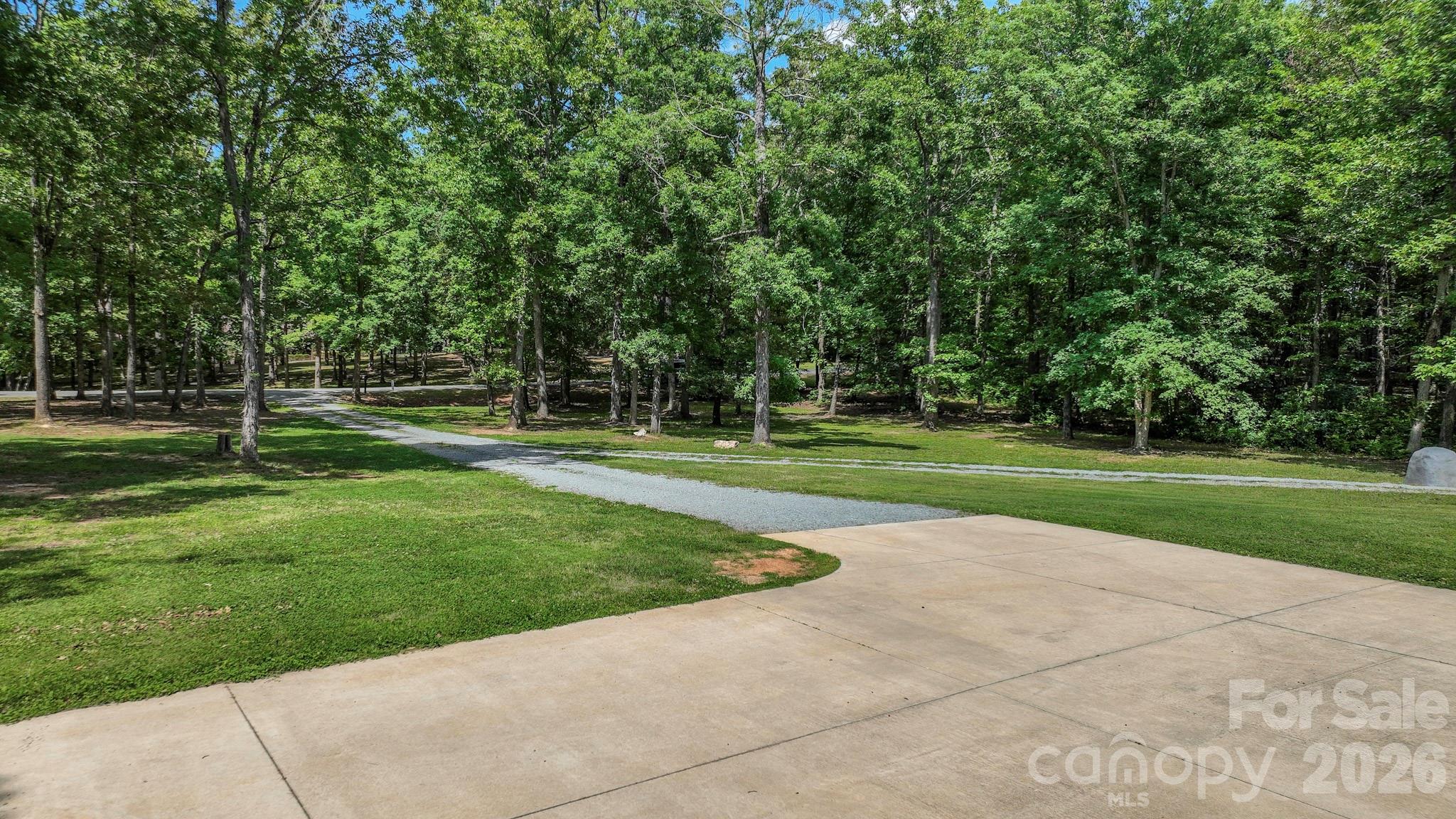 514 Arcadia Lane Property Photo 7