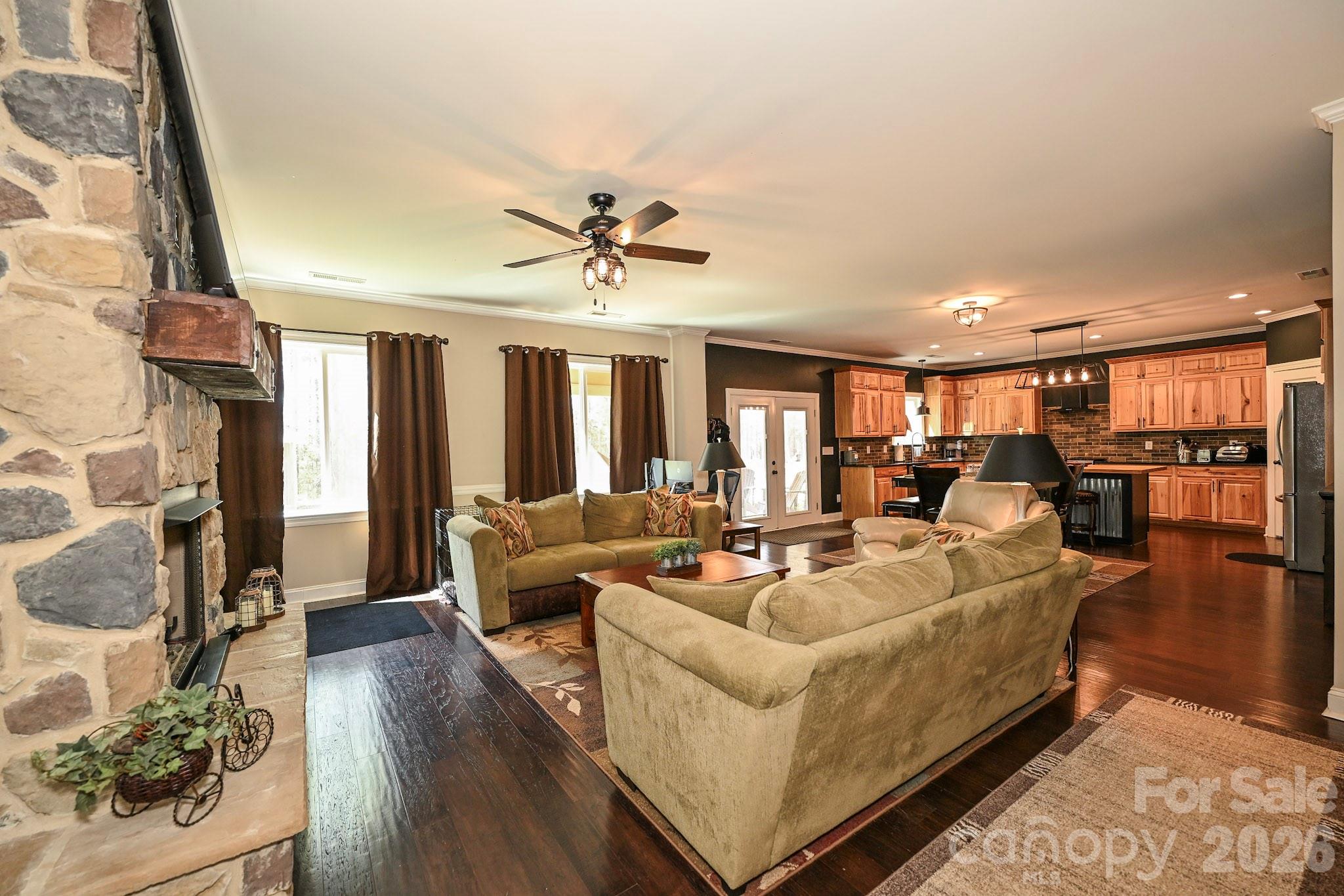 514 Arcadia Lane Property Photo 22