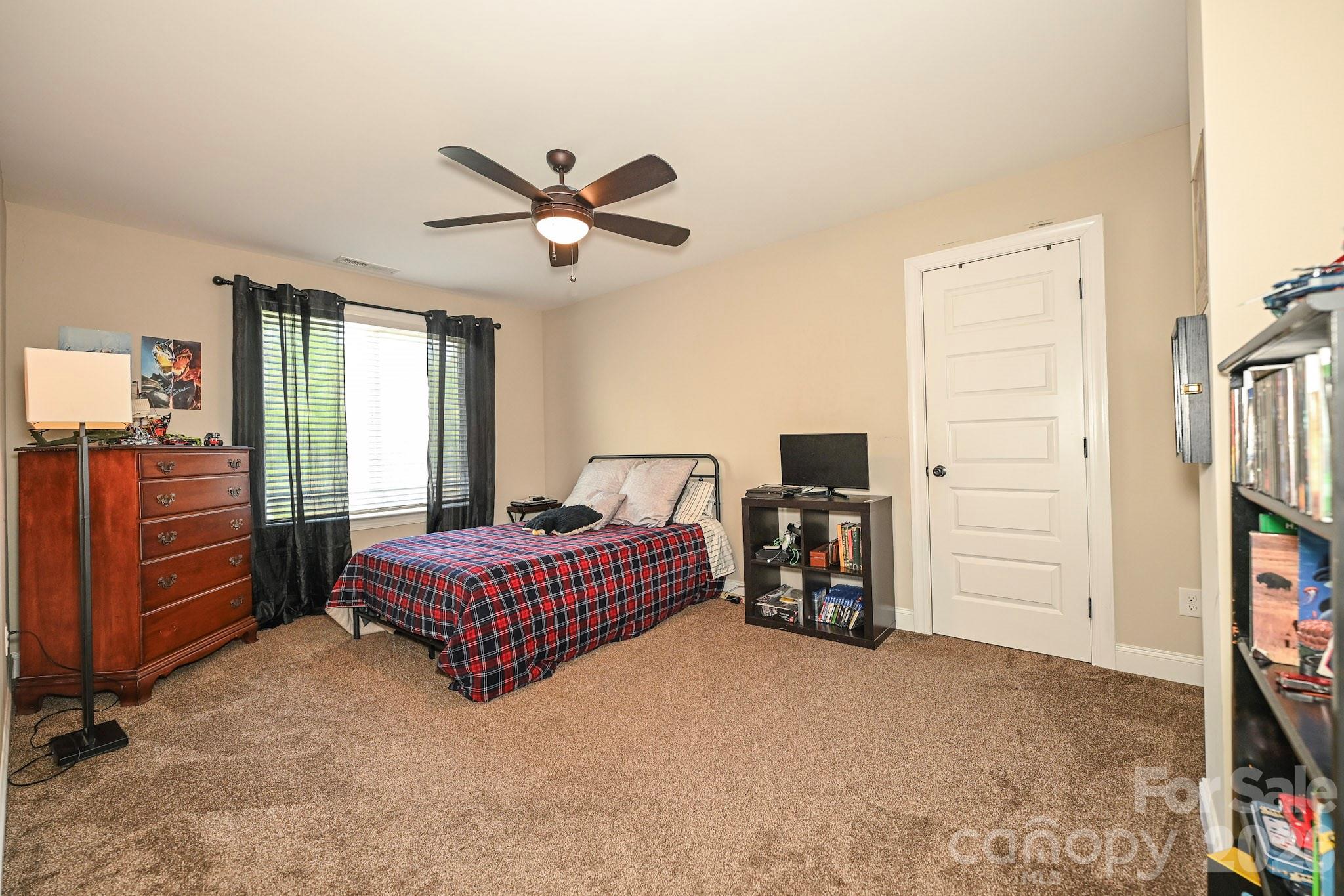 514 Arcadia Lane Property Photo 34
