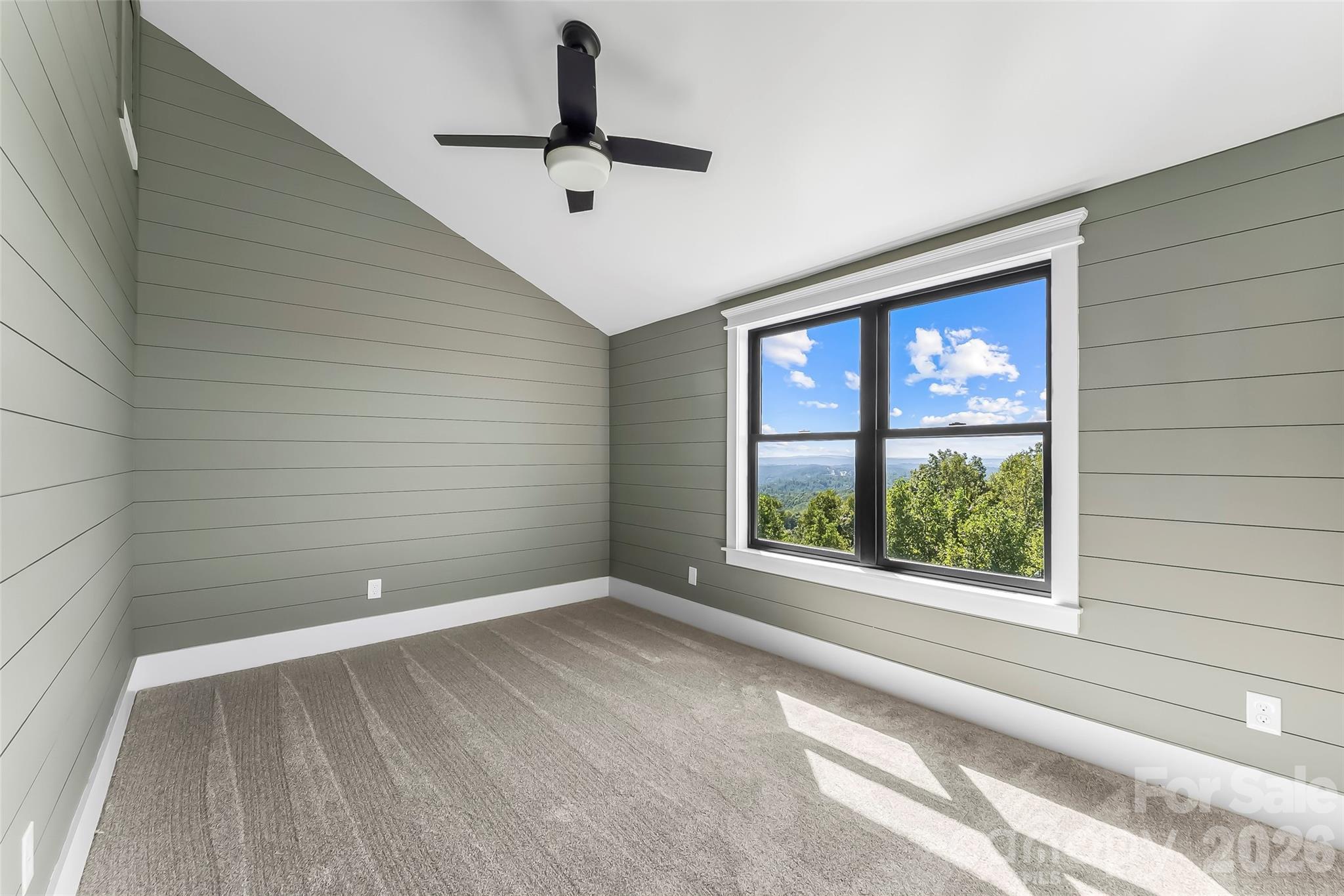 4898 Soaring Top Lane Property Photo 17