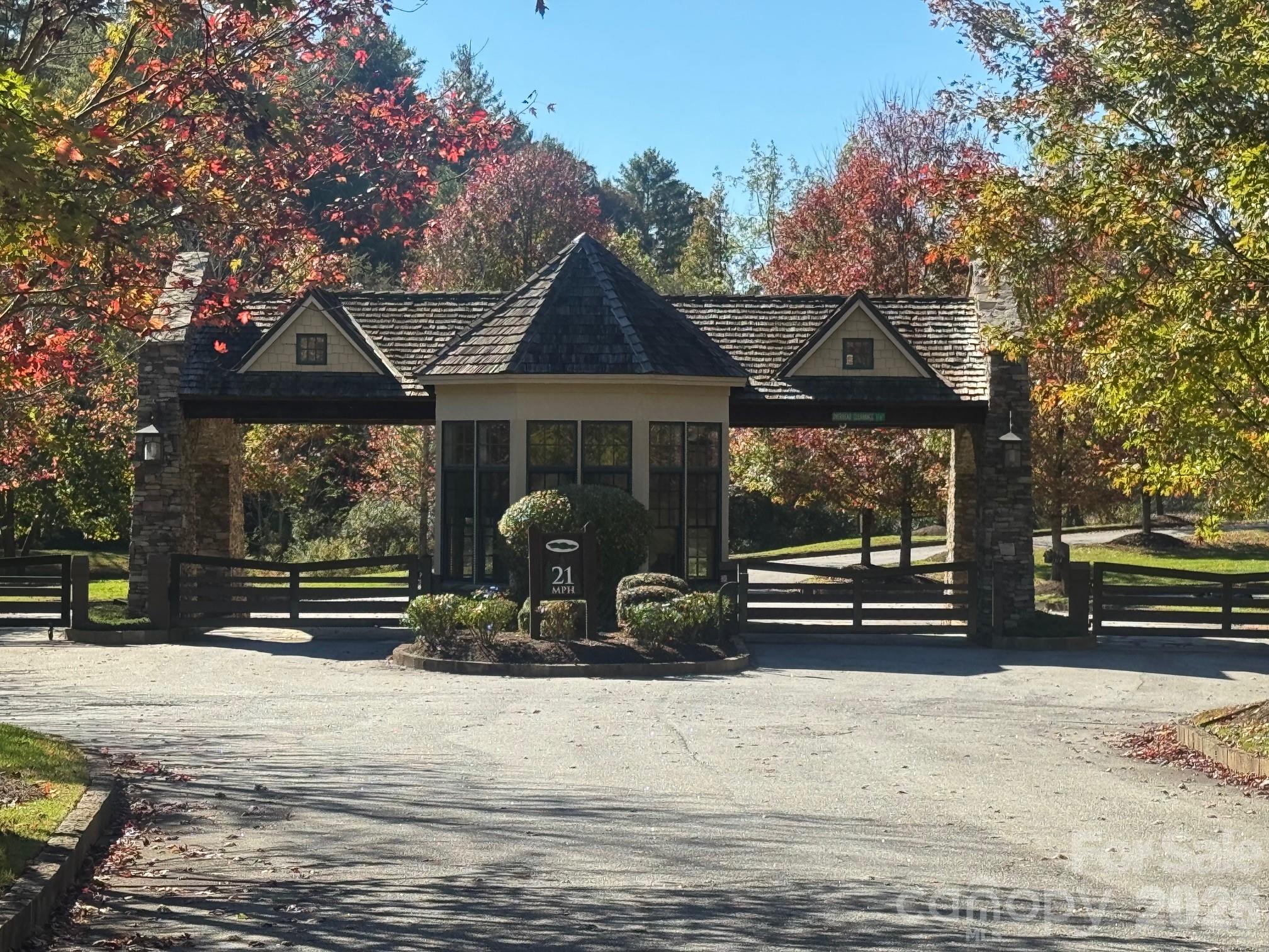 4898 Soaring Top Lane Property Photo 29