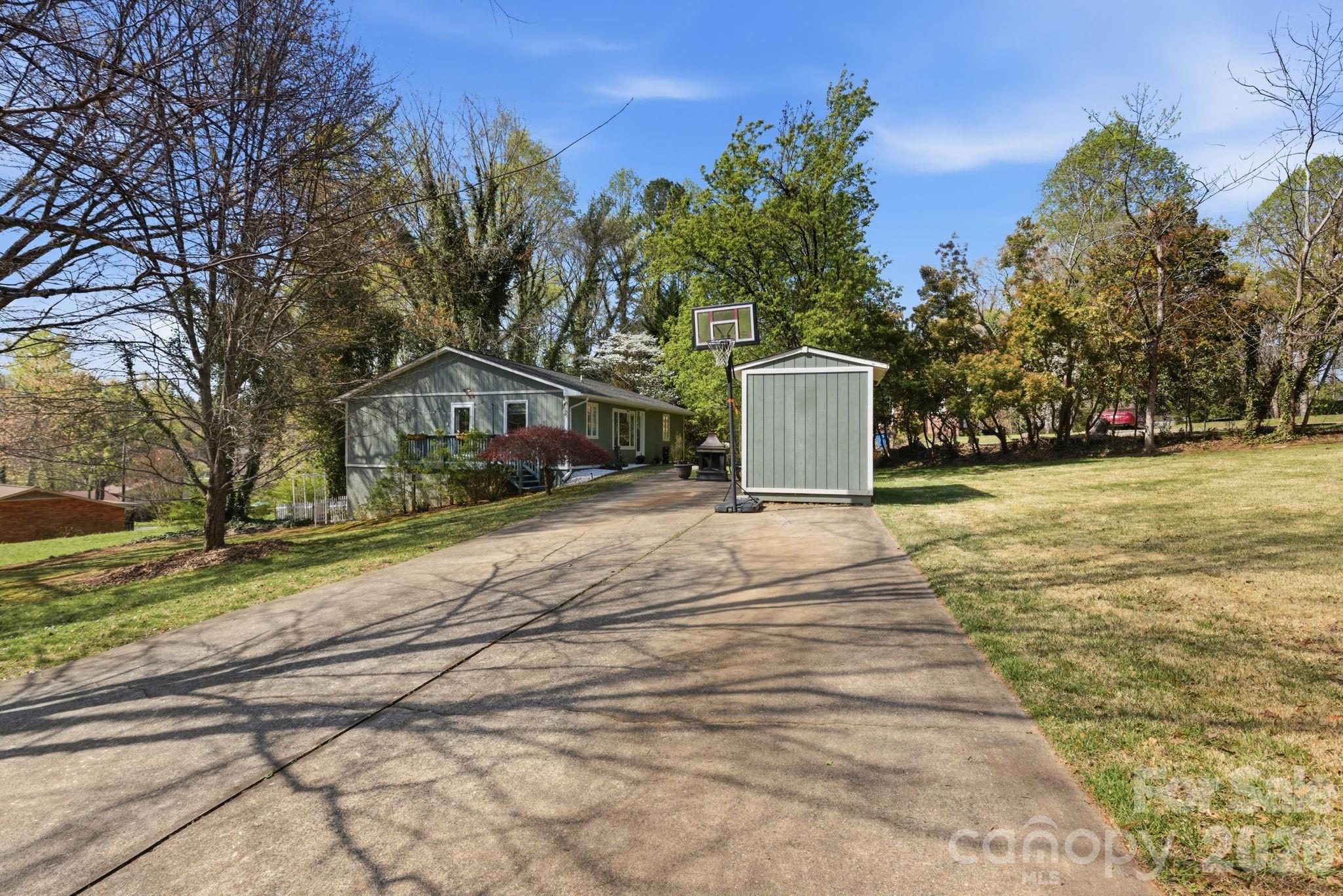 120 42nd Avenue Circle Property Photo 11