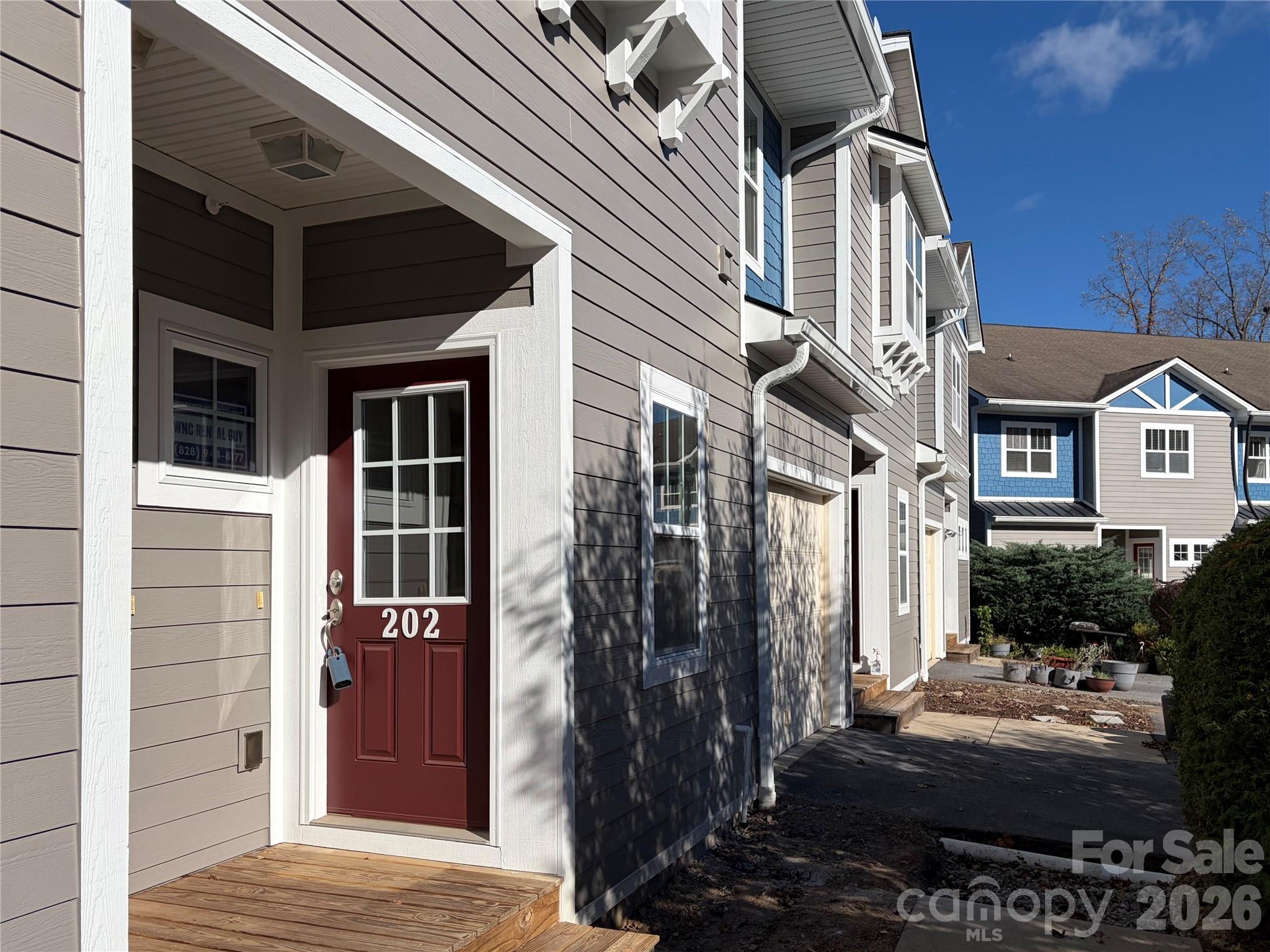94 Foxden Drive 202 Property Photo 1