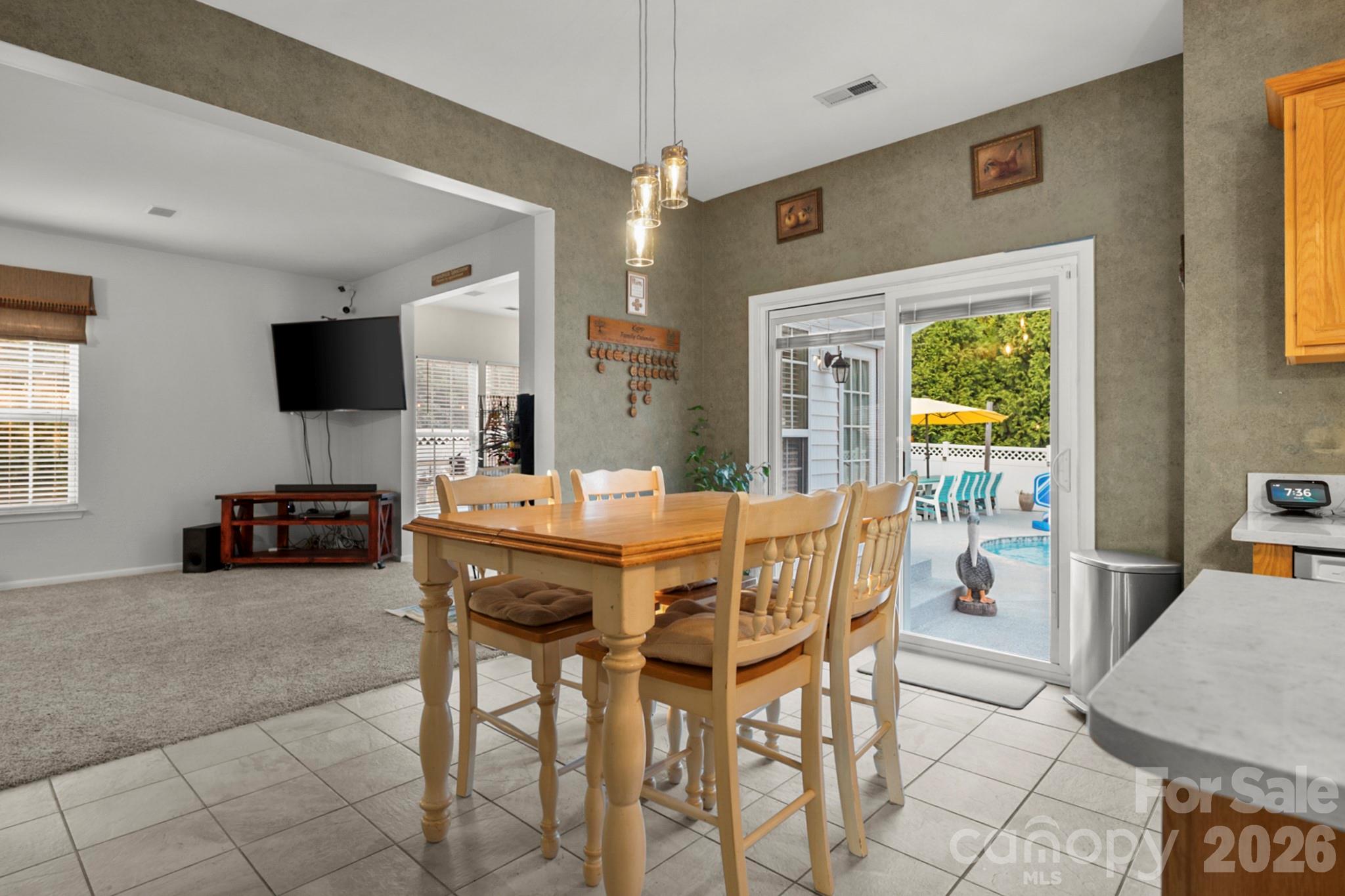 4105 Autumn Cove Drive Property Photo 7