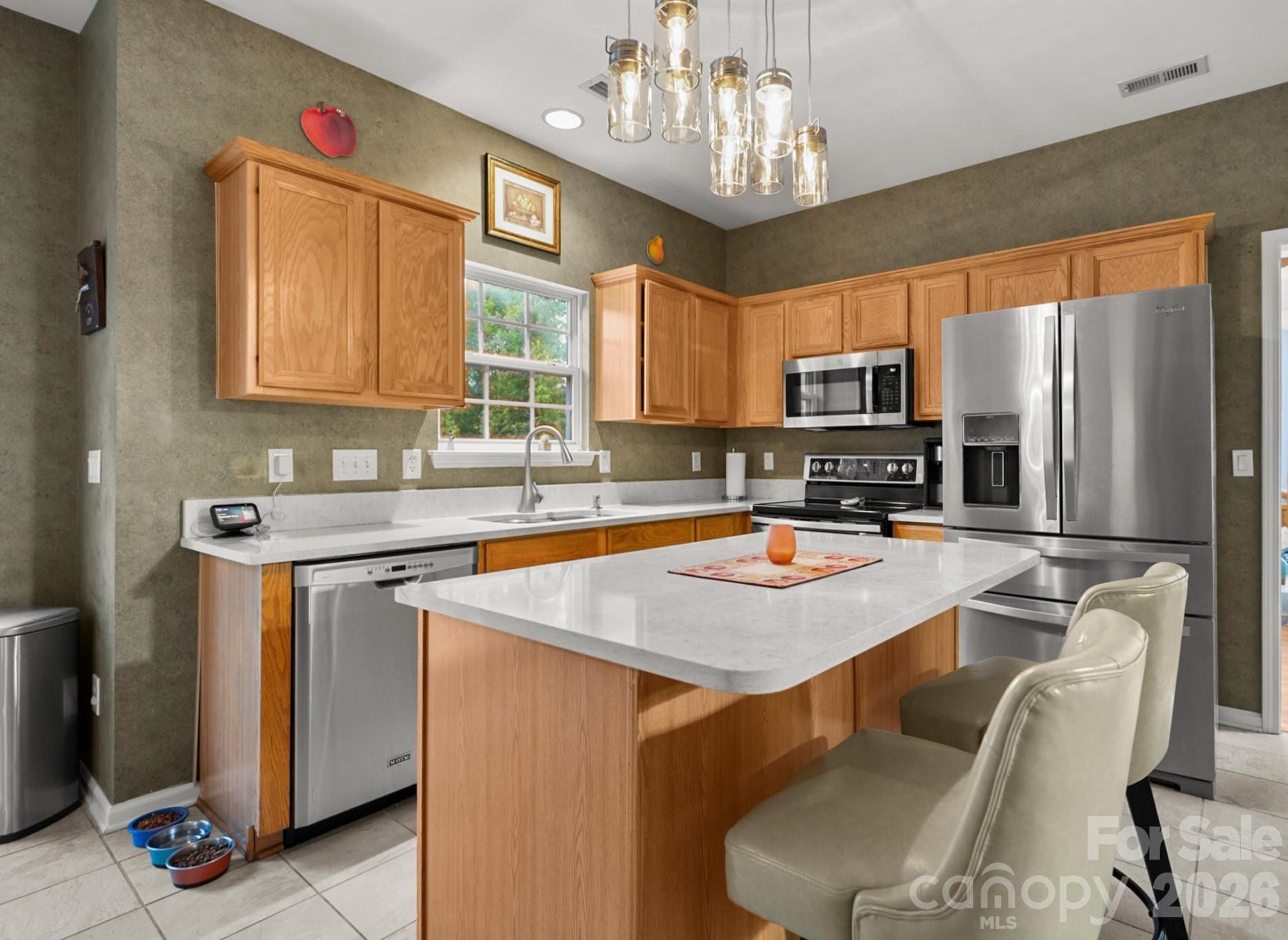 4105 Autumn Cove Drive Property Photo 9