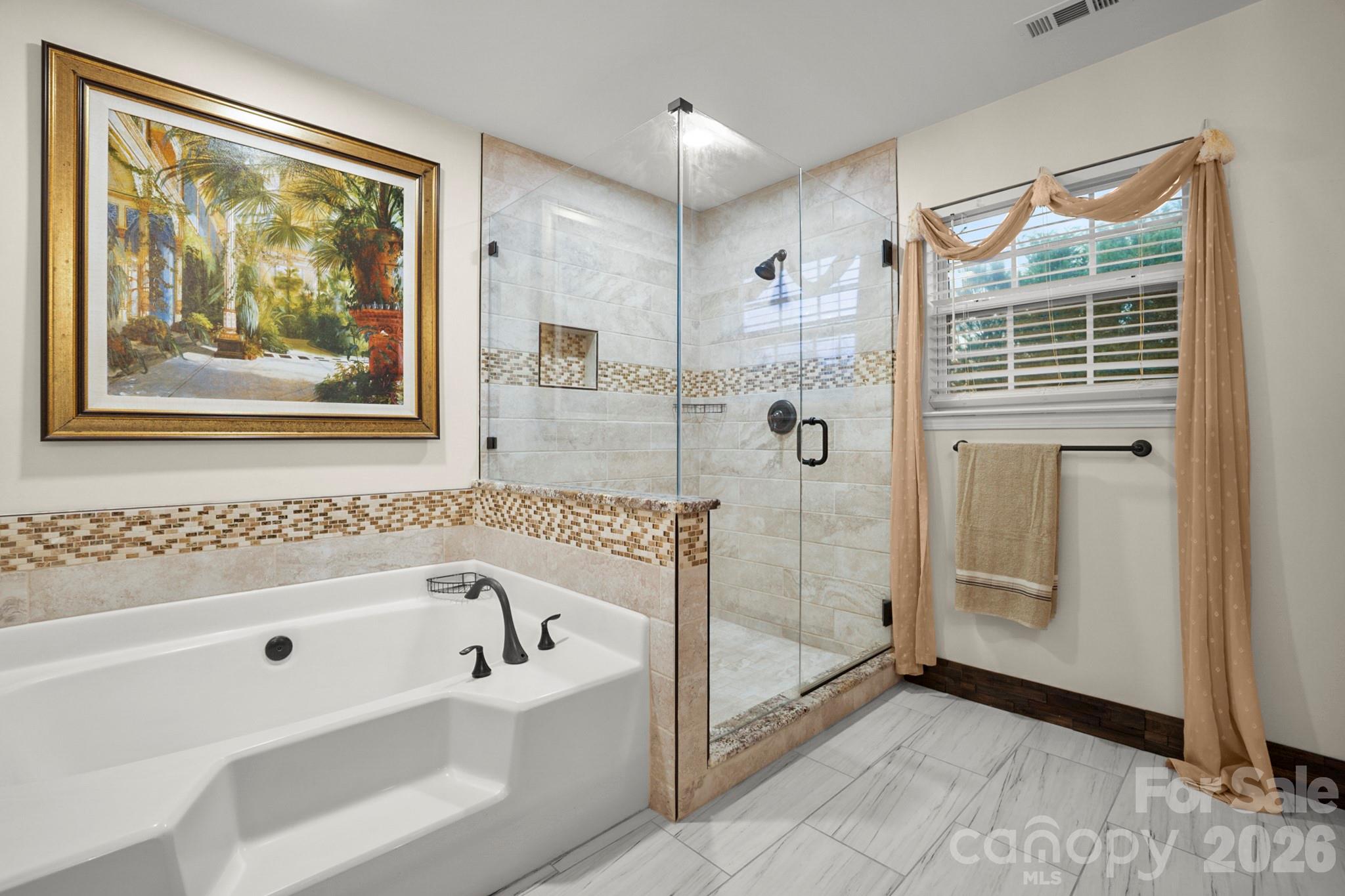 4105 Autumn Cove Drive Property Photo 24