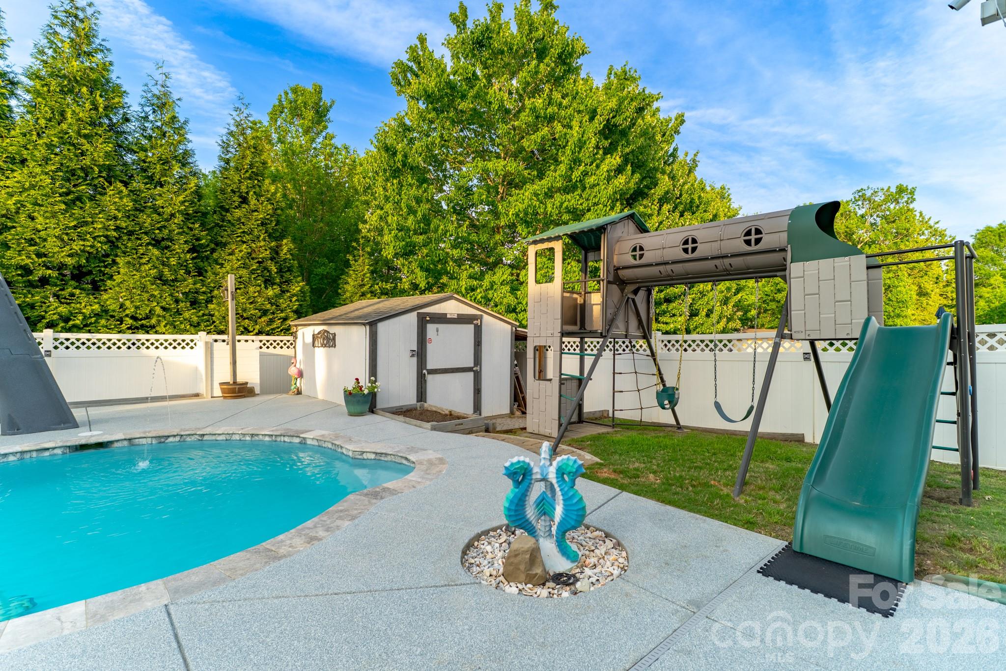 4105 Autumn Cove Drive Property Photo 29