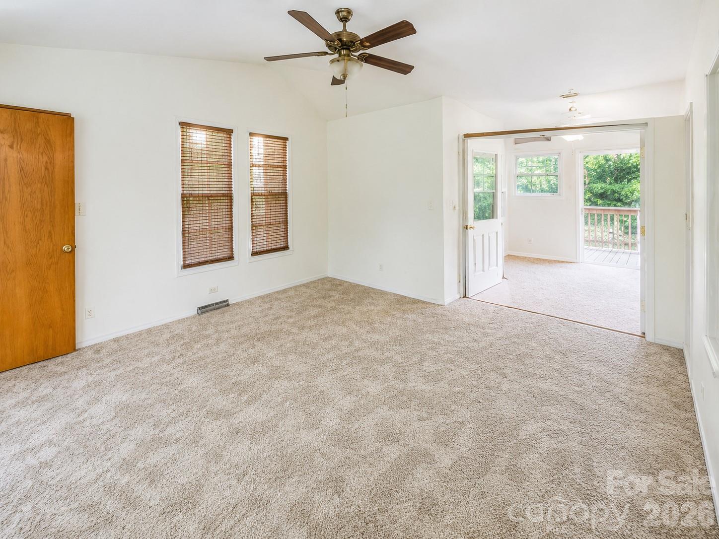 625 Stillwater Court Property Photo 4