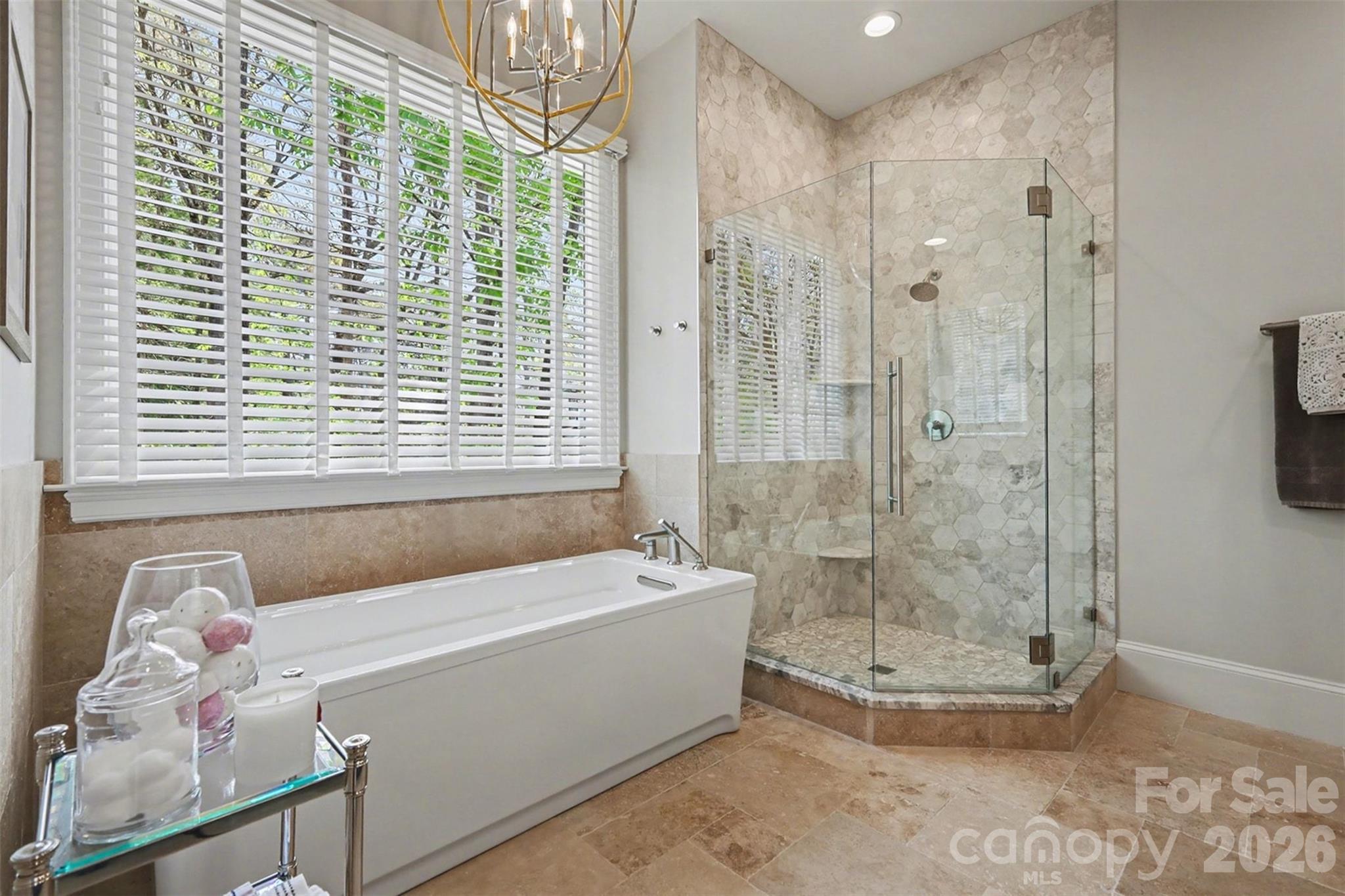 7225 Governors Row Property Photo 27