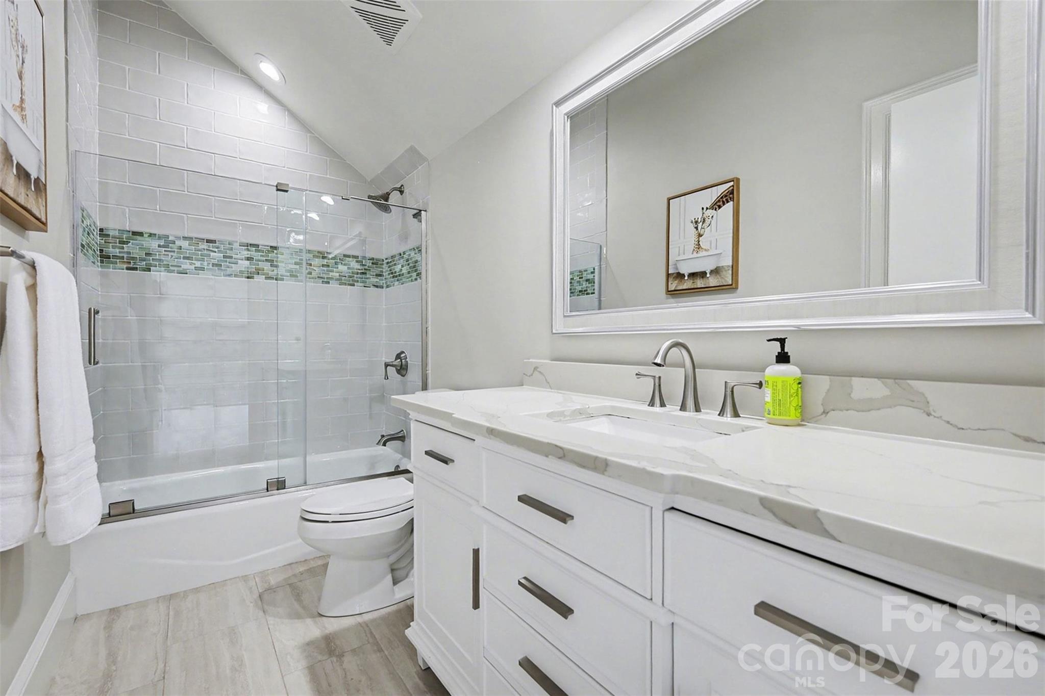 7225 Governors Row Property Photo 33