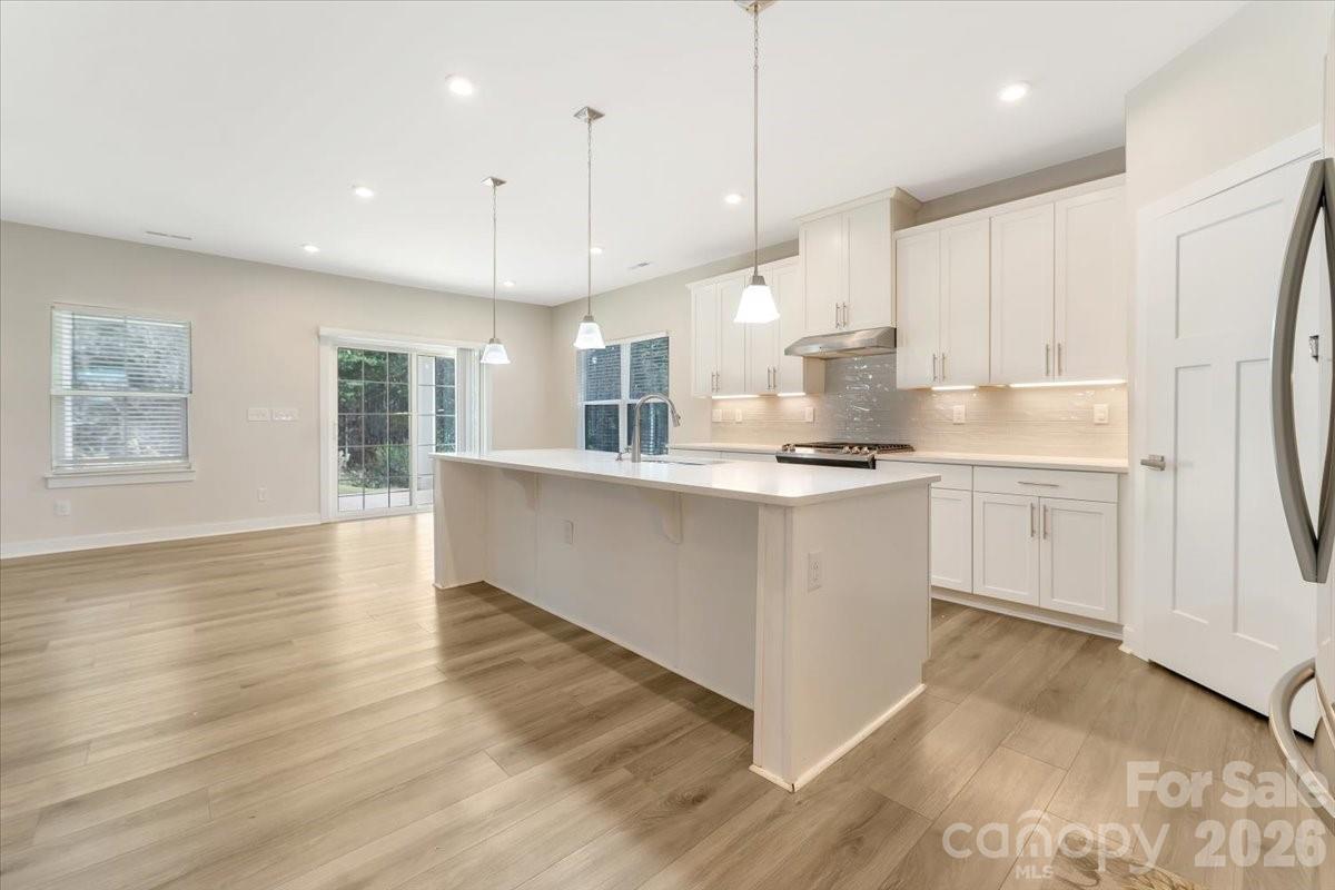 202 Tetcott Street Property Photo 6