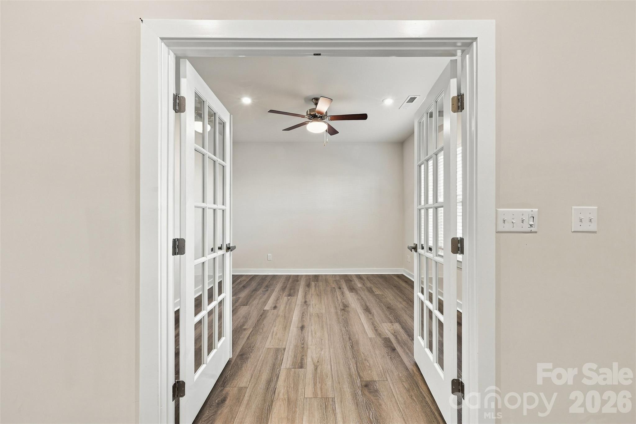 202 Tetcott Street Property Photo 7