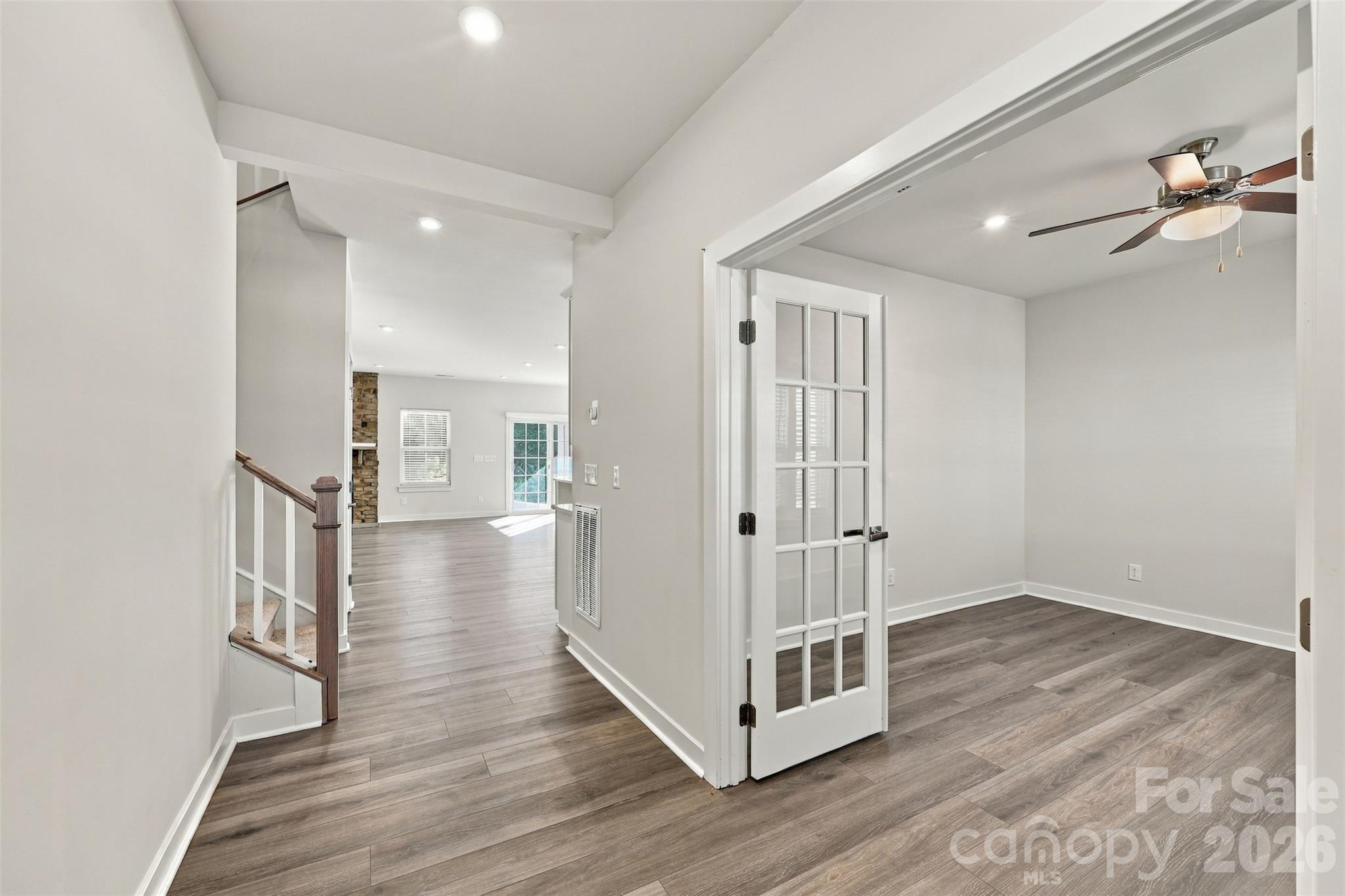 202 Tetcott Street Property Photo 8