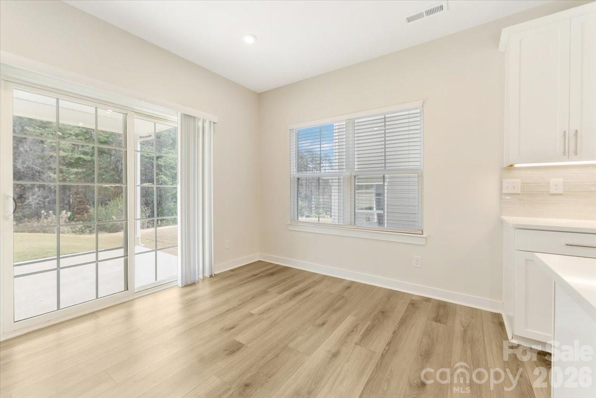 202 Tetcott Street Property Photo 10
