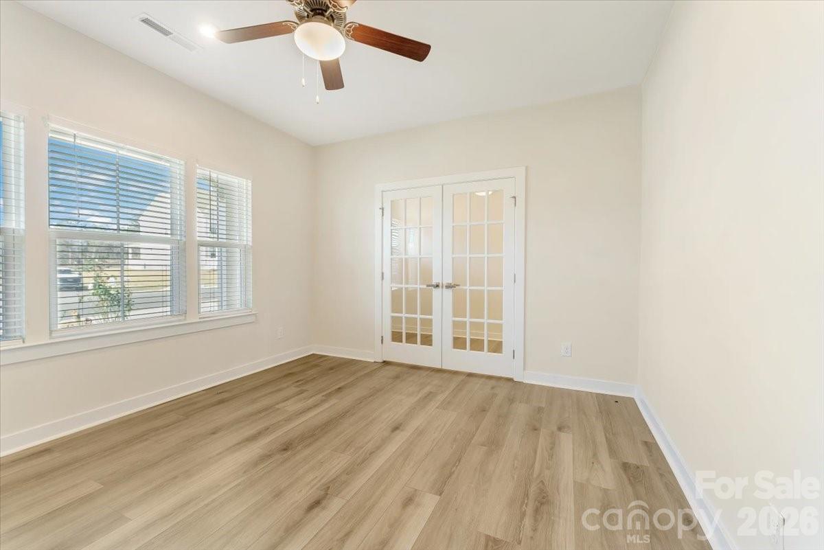 202 Tetcott Street Property Photo 13