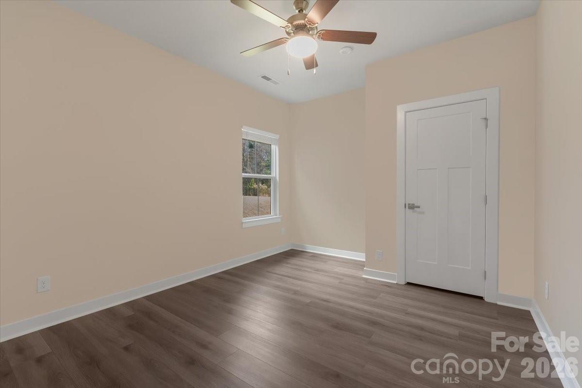 202 Tetcott Street Property Photo 17
