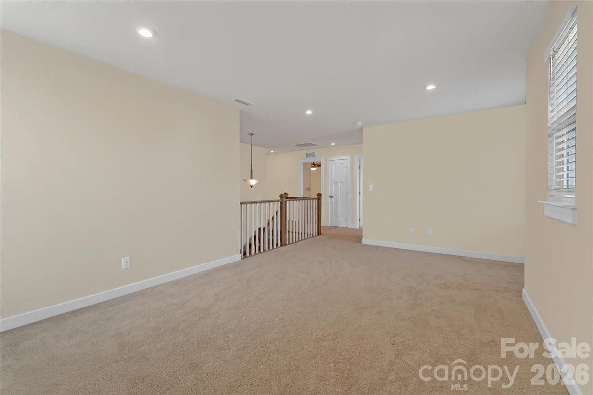 202 Tetcott Street Property Photo 20