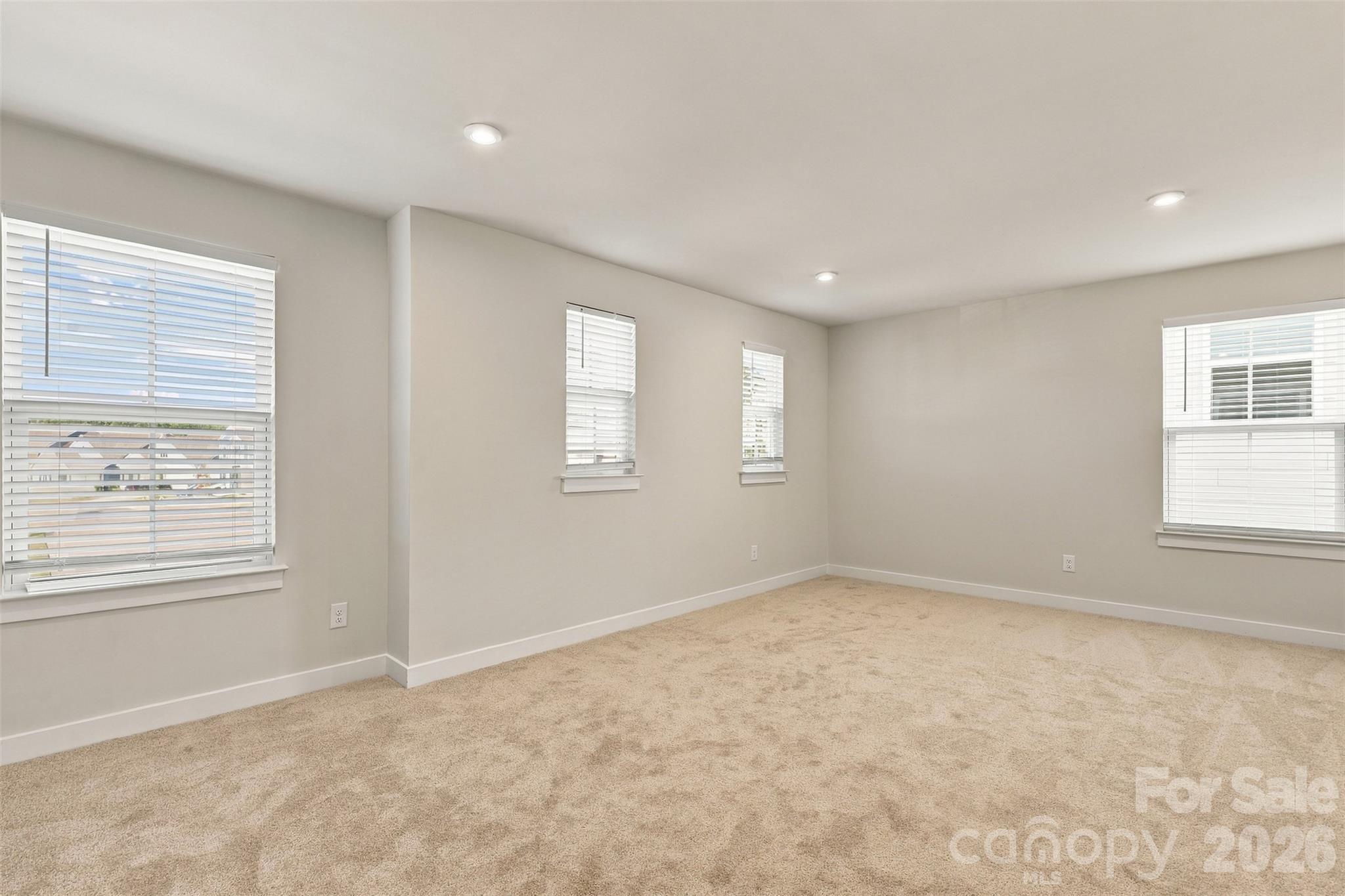 202 Tetcott Street Property Photo 25