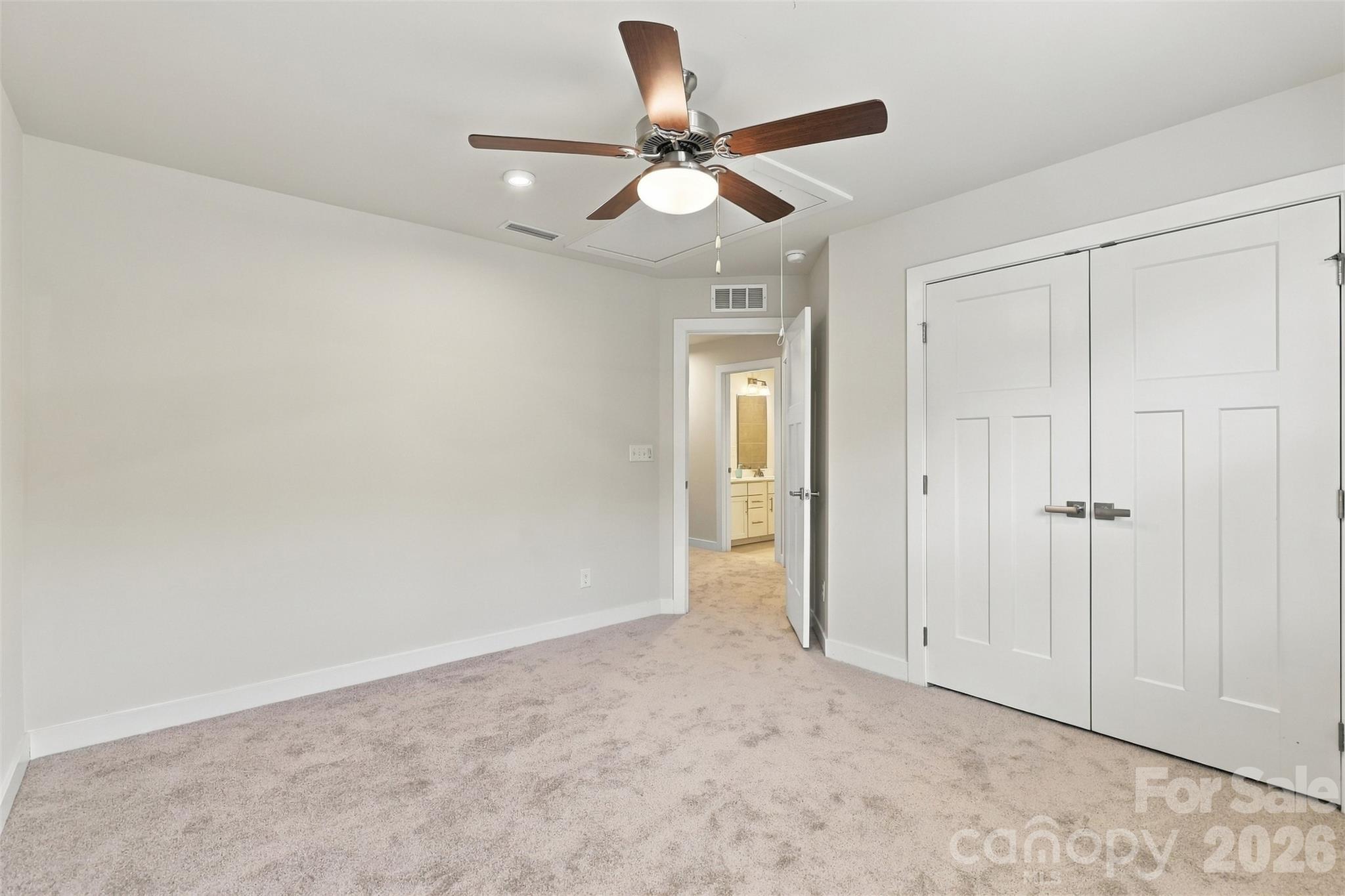 202 Tetcott Street Property Photo 31
