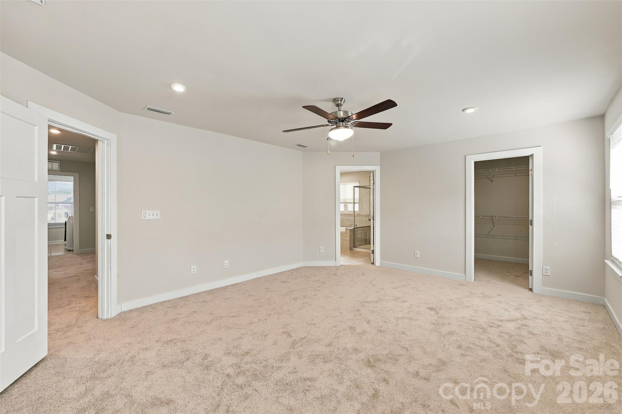 202 Tetcott Street Property Photo 36