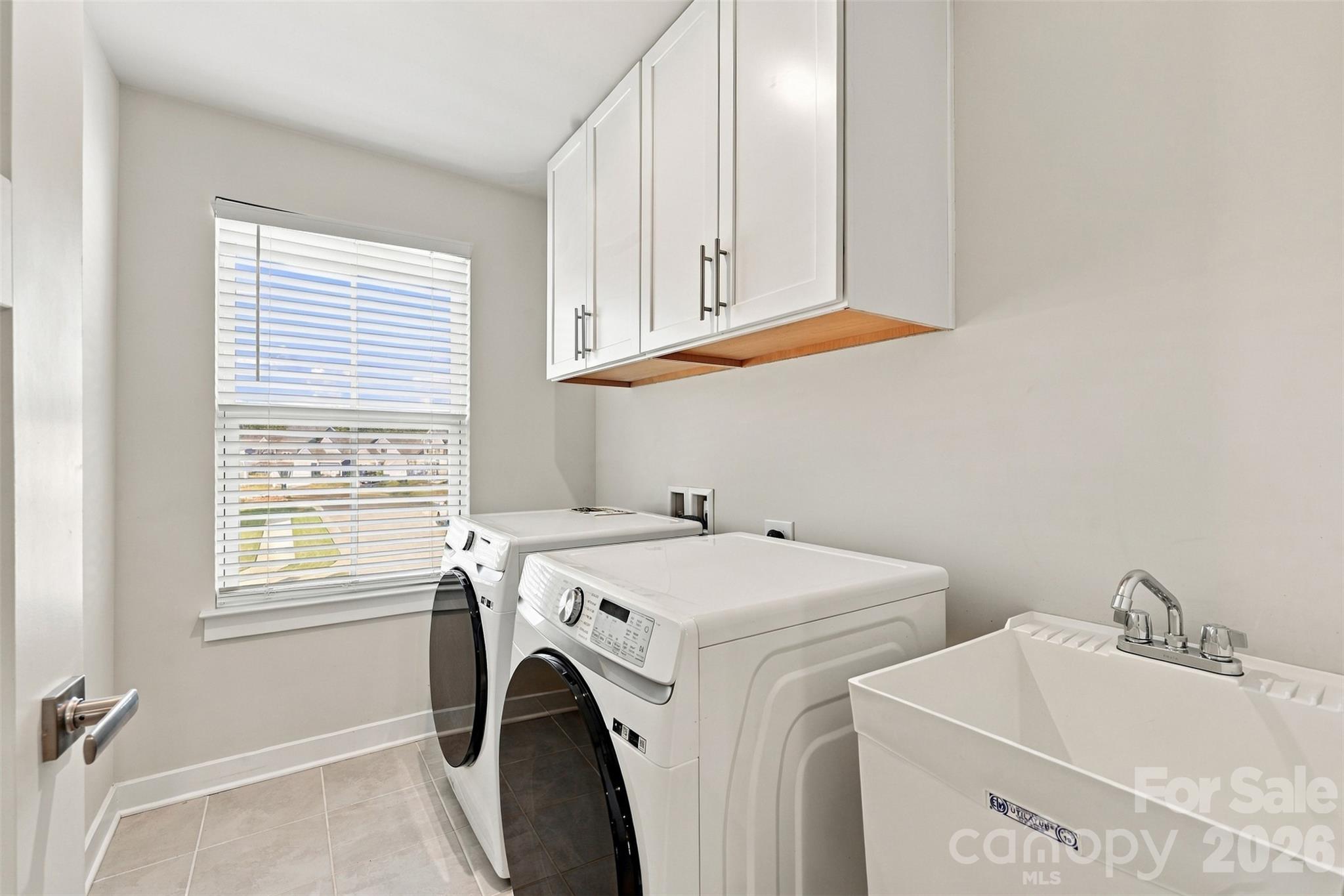 202 Tetcott Street Property Photo 40