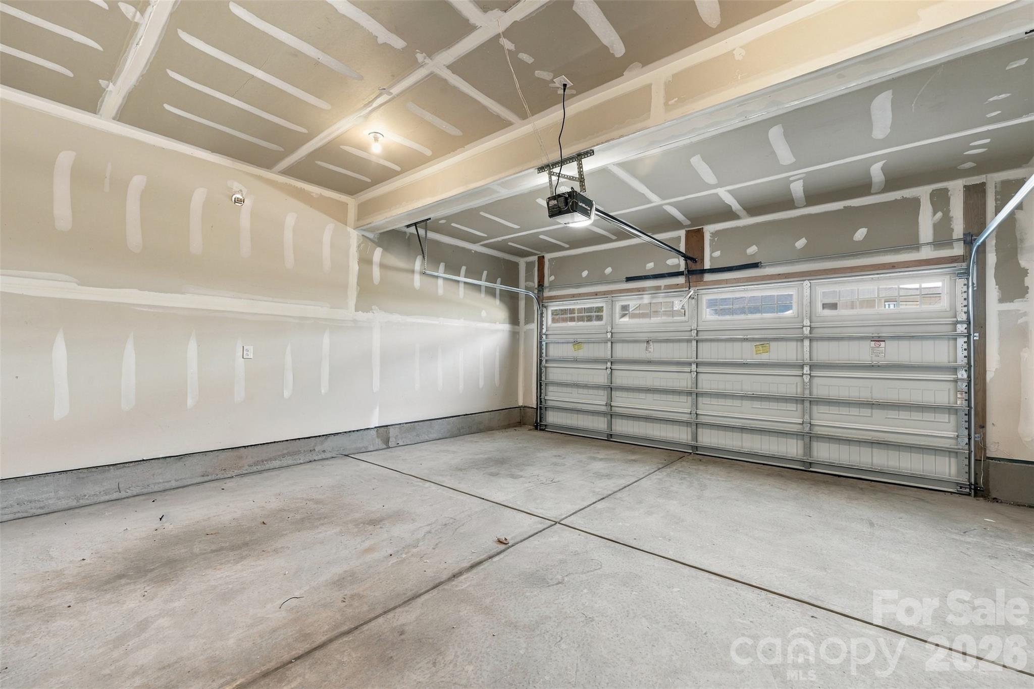 202 Tetcott Street Property Photo 41