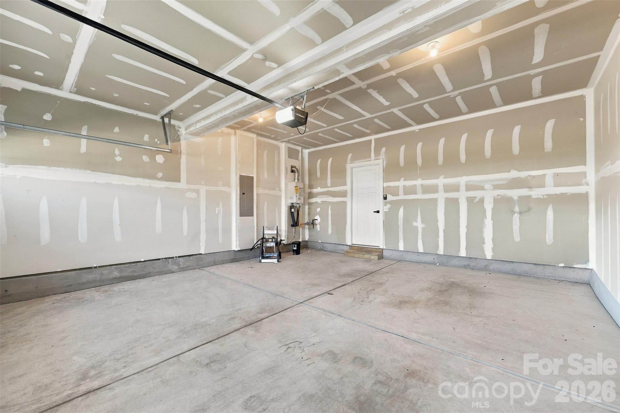 202 Tetcott Street Property Photo 42