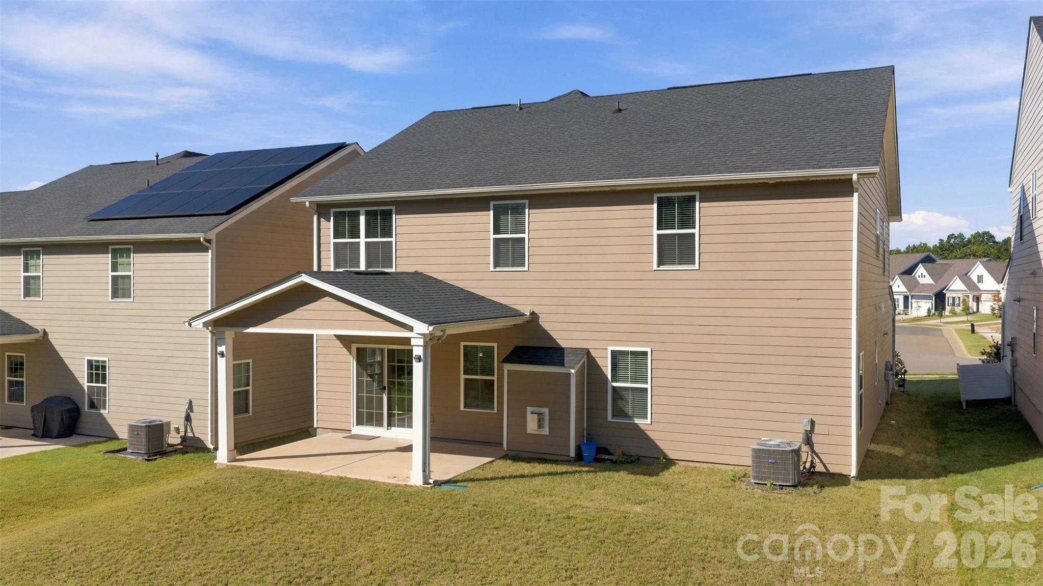 202 Tetcott Street Property Photo 45