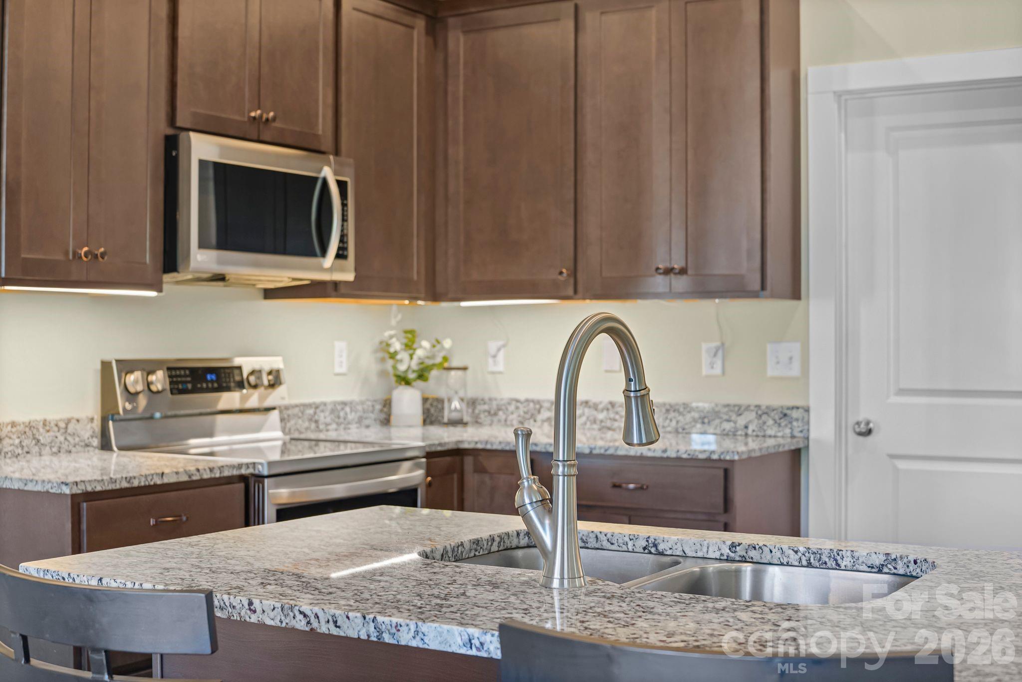 457 Riverwind Drive Property Photo 10