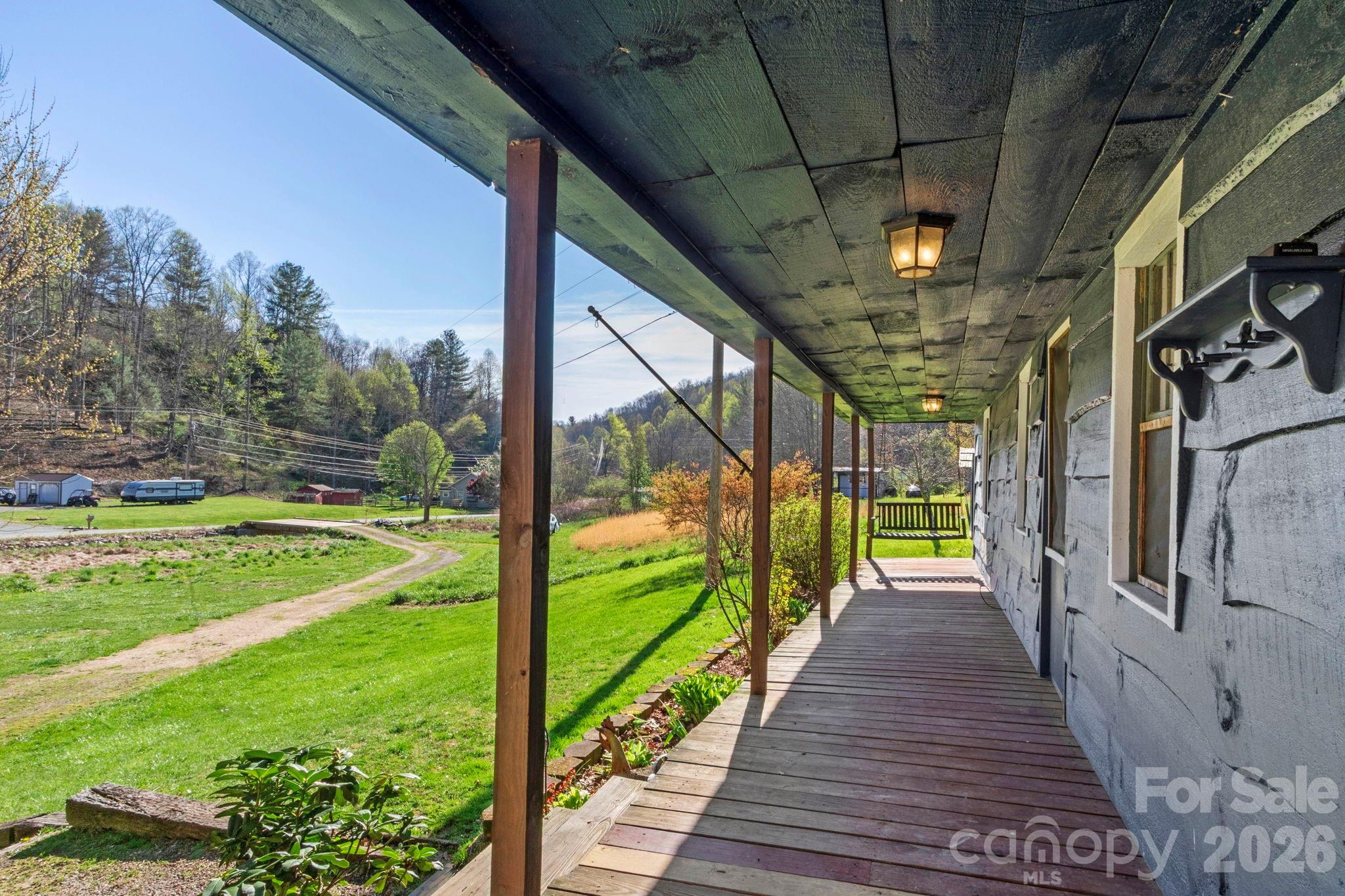 3041 Bald Mountain Road Property Photo 1