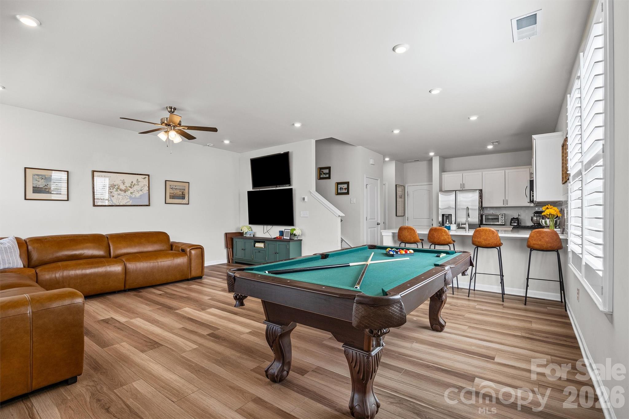 1953 Plath Top Road Property Photo 4