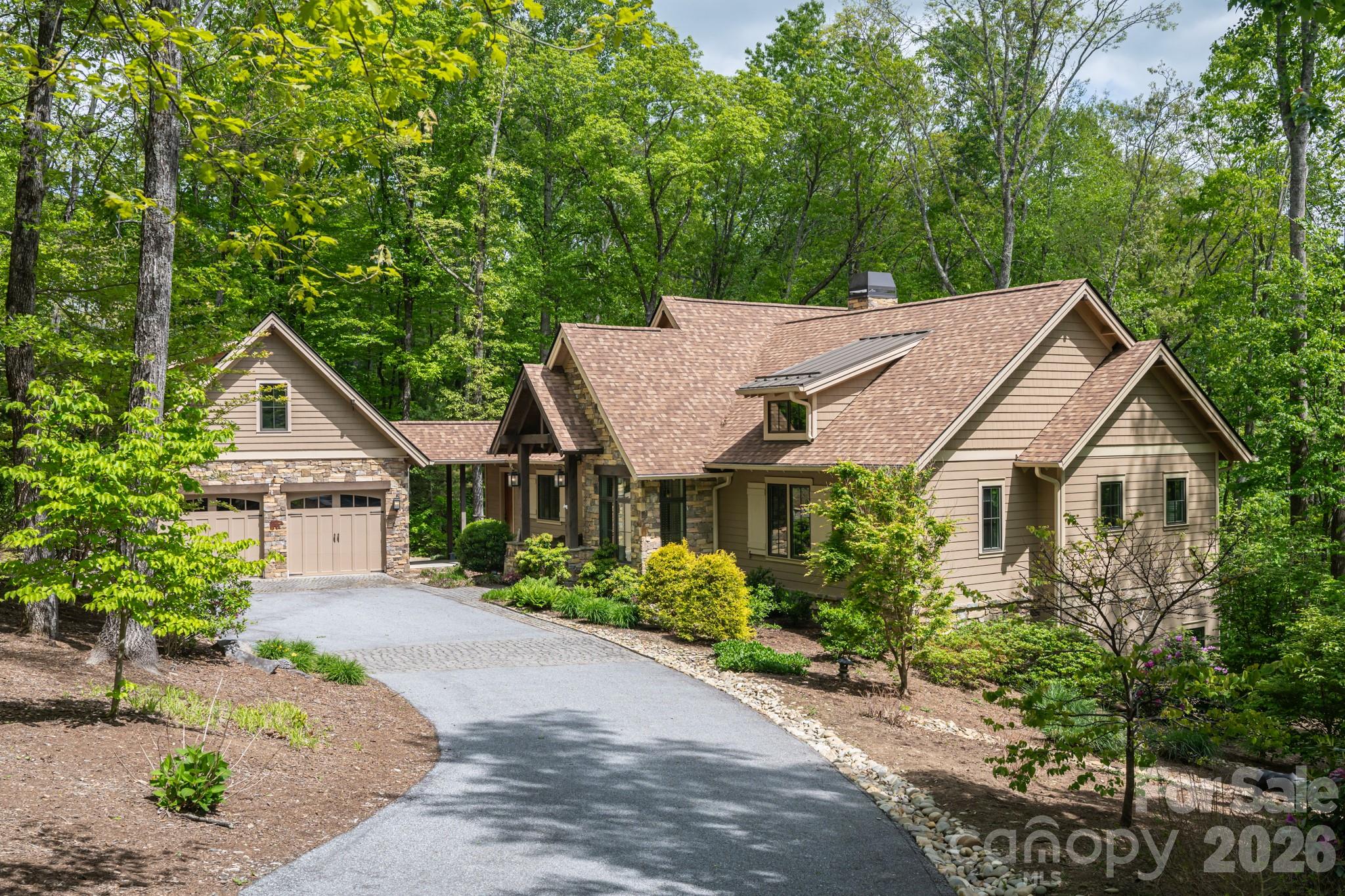 587 Autumn Sky Drive Property Photo 1