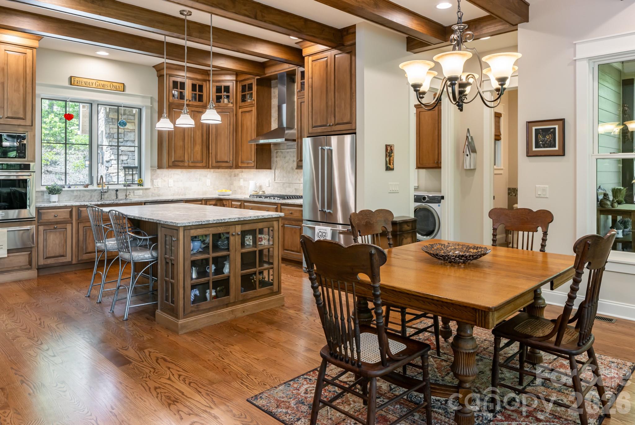 587 Autumn Sky Drive Property Photo 17