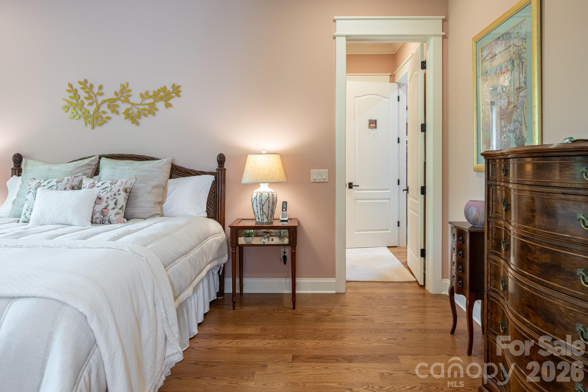 587 Autumn Sky Drive Property Photo 23