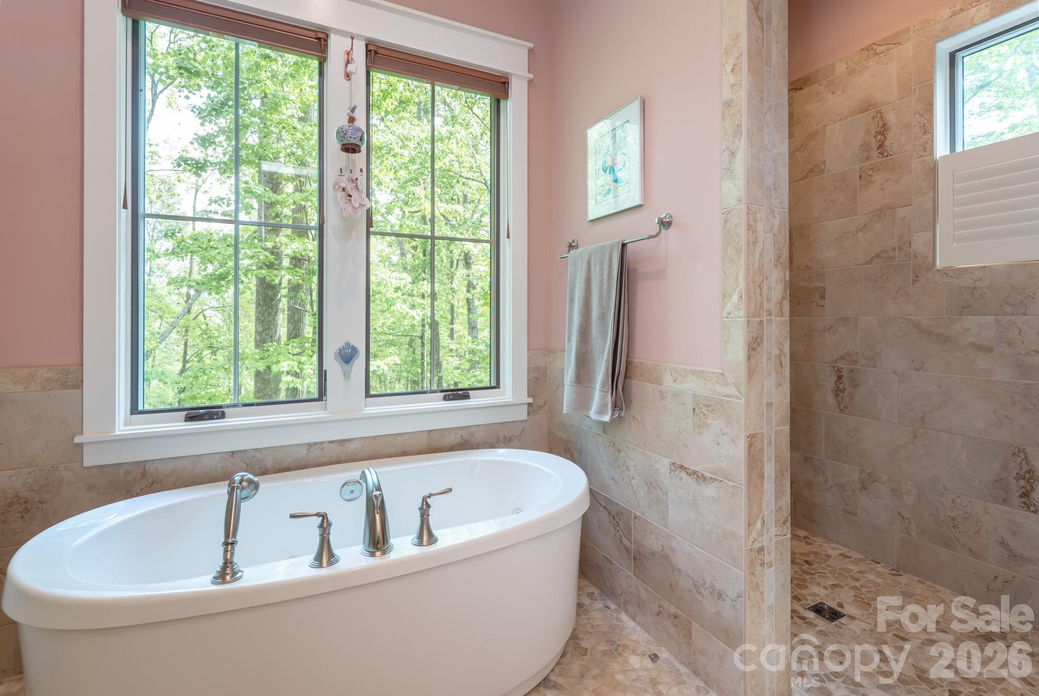 587 Autumn Sky Drive Property Photo 26