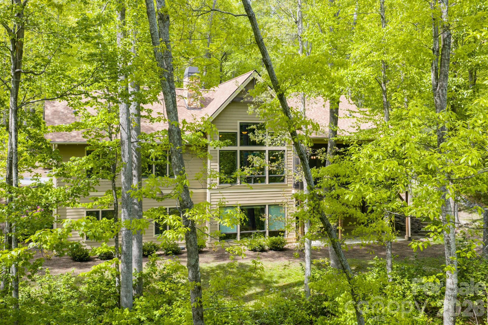 587 Autumn Sky Drive Property Photo 40