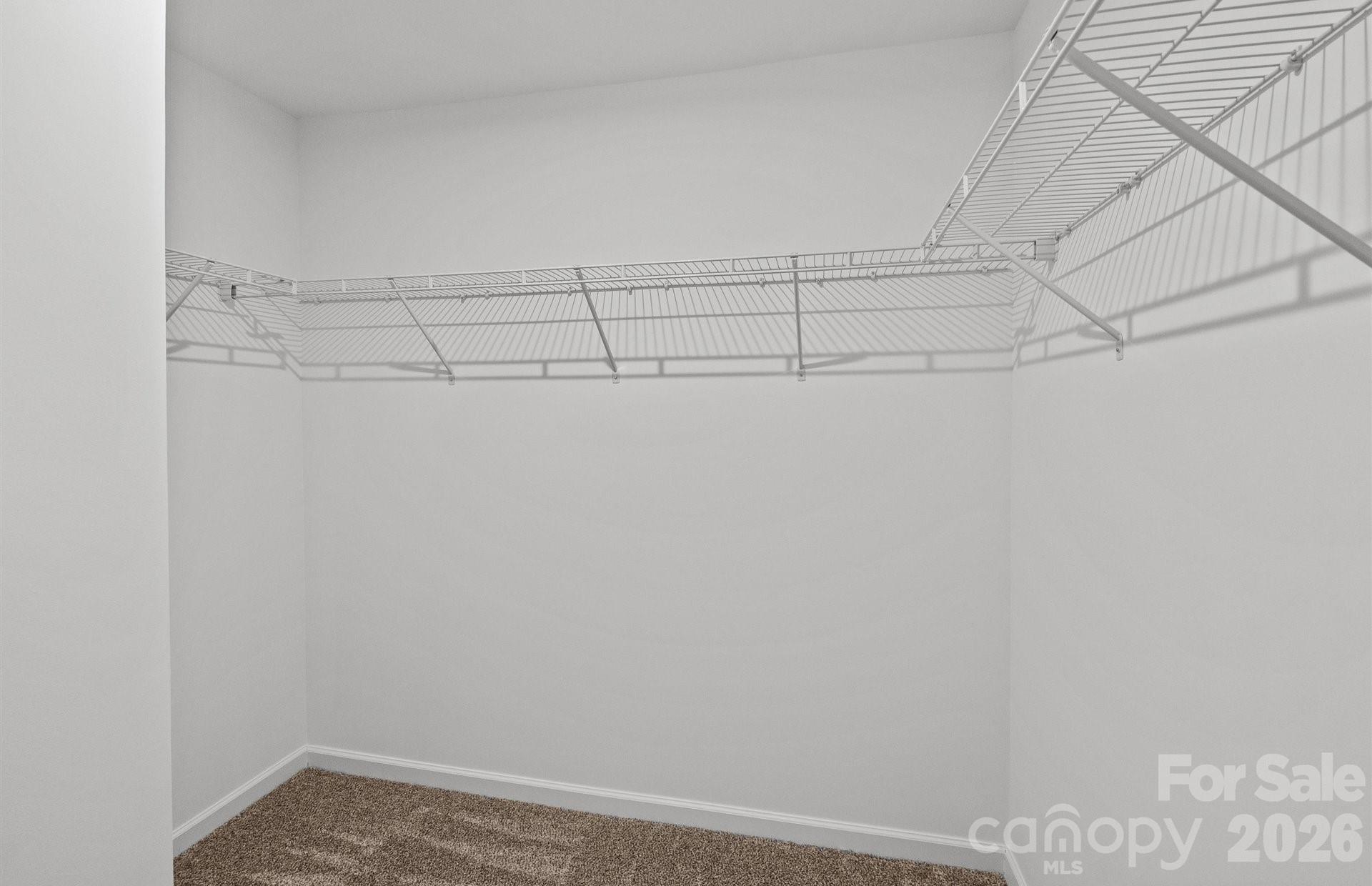 2220 Waterfall Way Property Photo 11