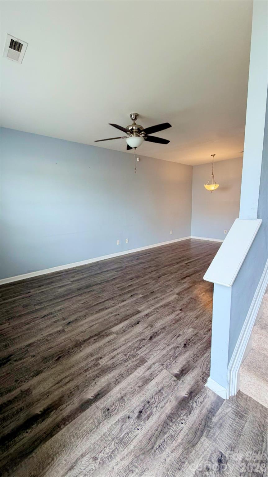 3117 Nevin Place Drive Property Photo 2