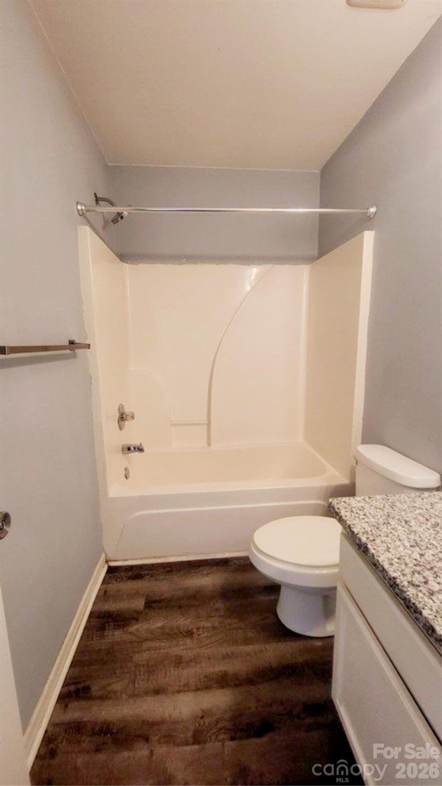 3117 Nevin Place Drive Property Photo 7